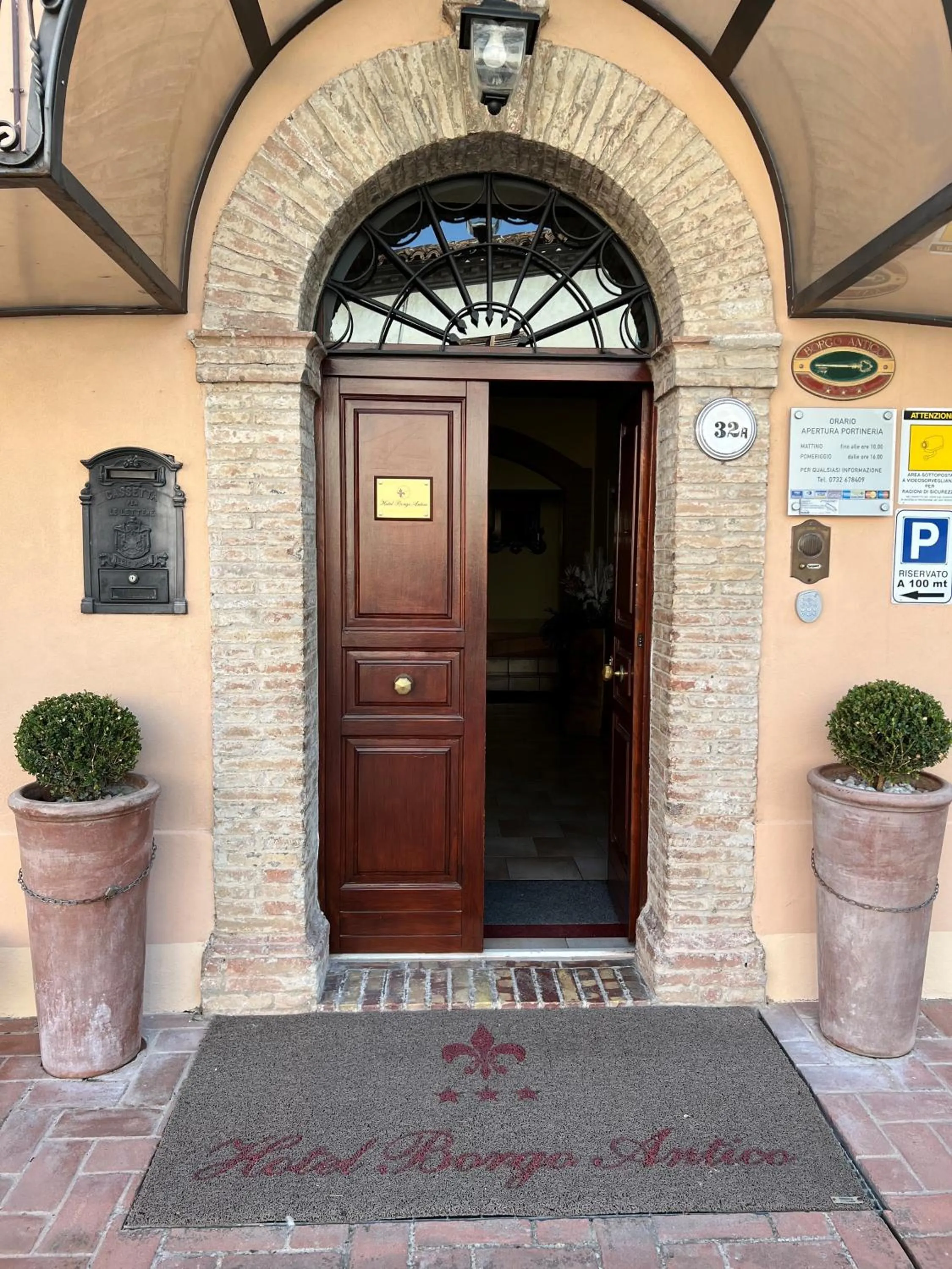 Property building in Hotel Borgo Antico