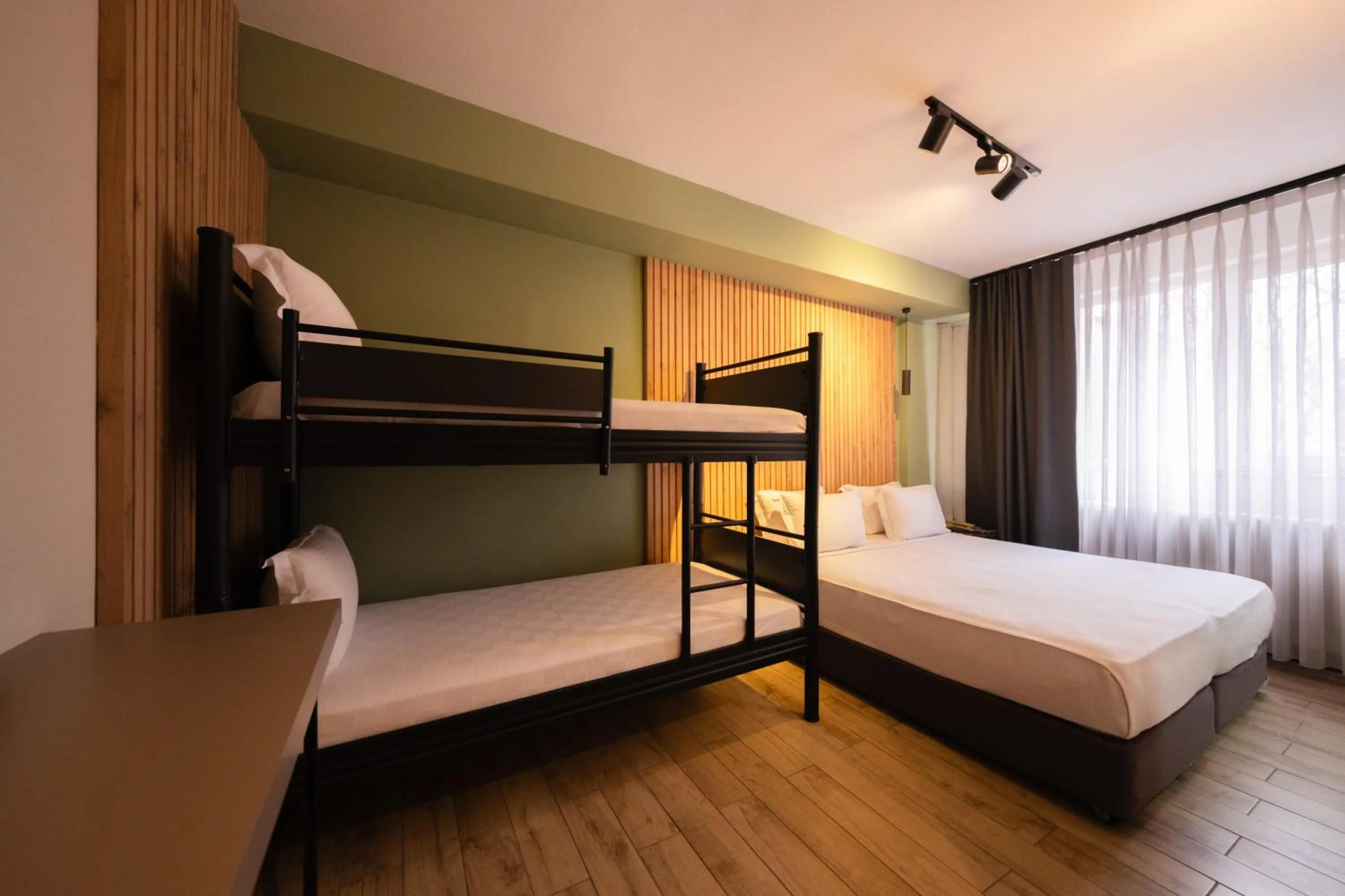 Photo of the whole room, Bed in Polek Hotel