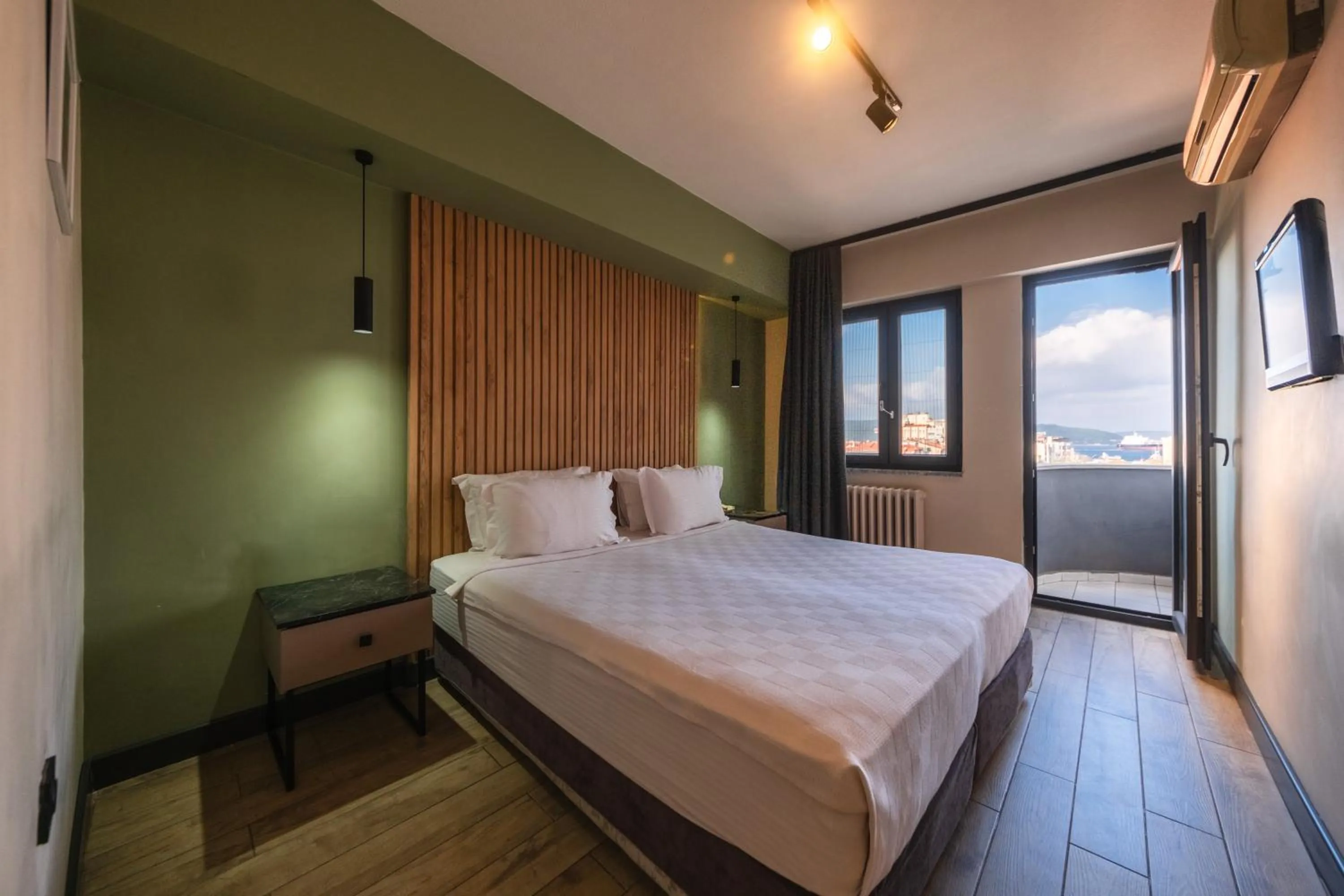 Bedroom, Bed in Polek Hotel