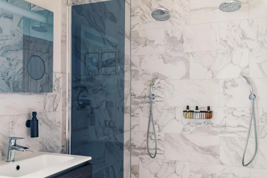 Bathroom in The Blind Bull