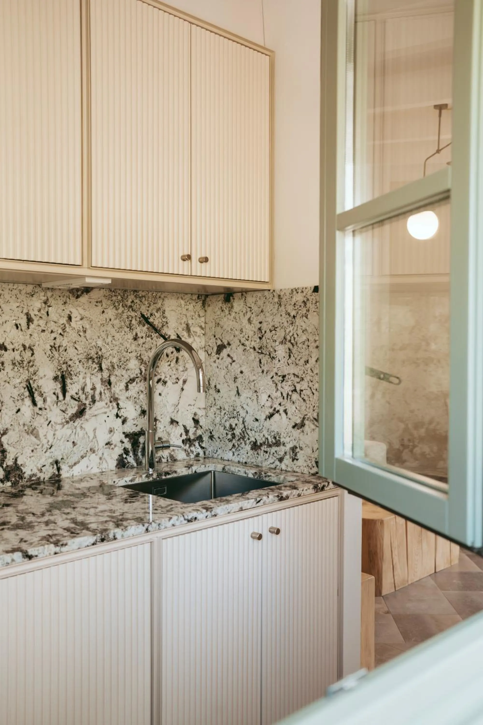 Kitchen or kitchenette in Rondaia, a Winery & Fincahotel-Agroturismo in Tramuntana