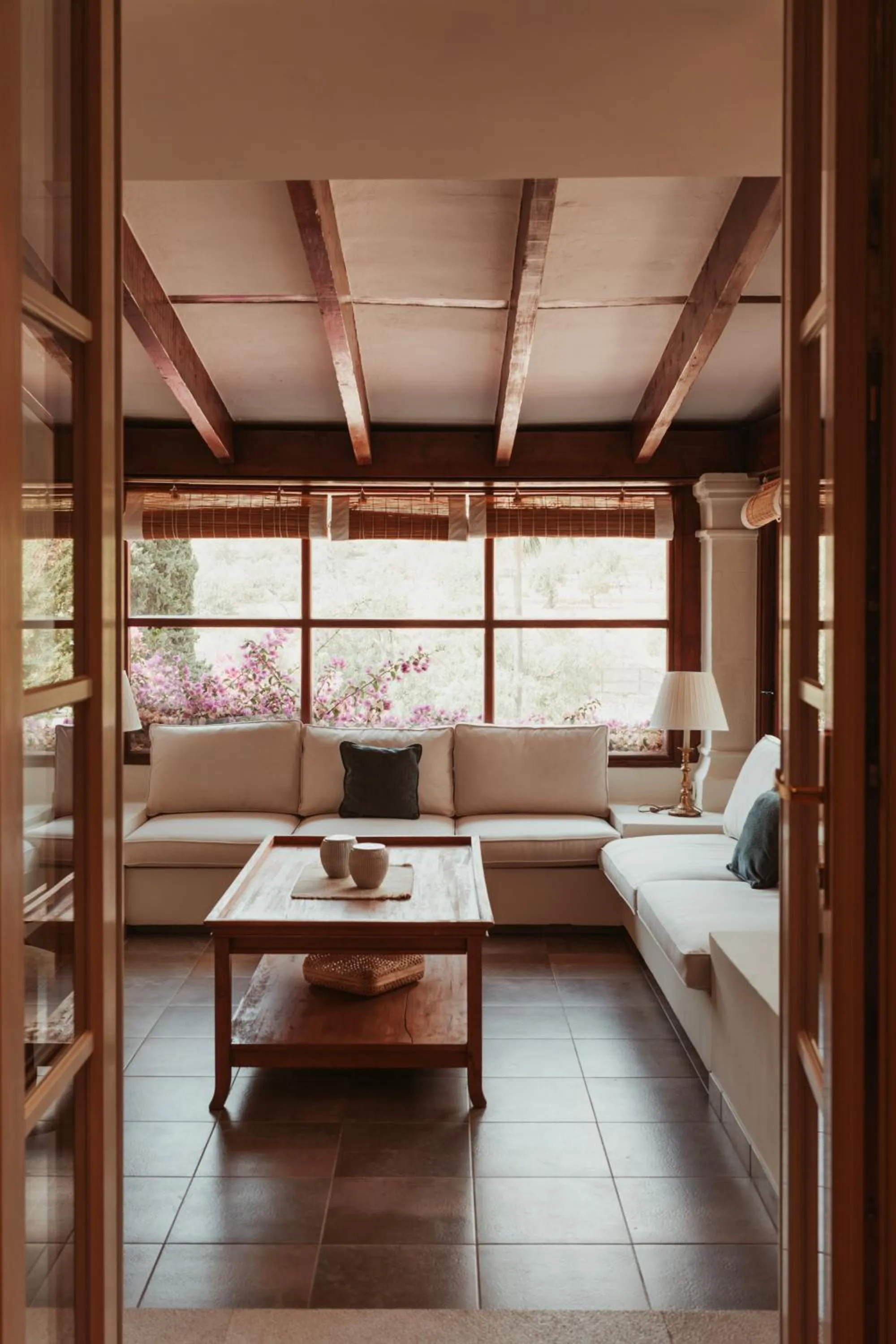 Bed in Rondaia, a Winery & Fincahotel-Agroturismo in Tramuntana