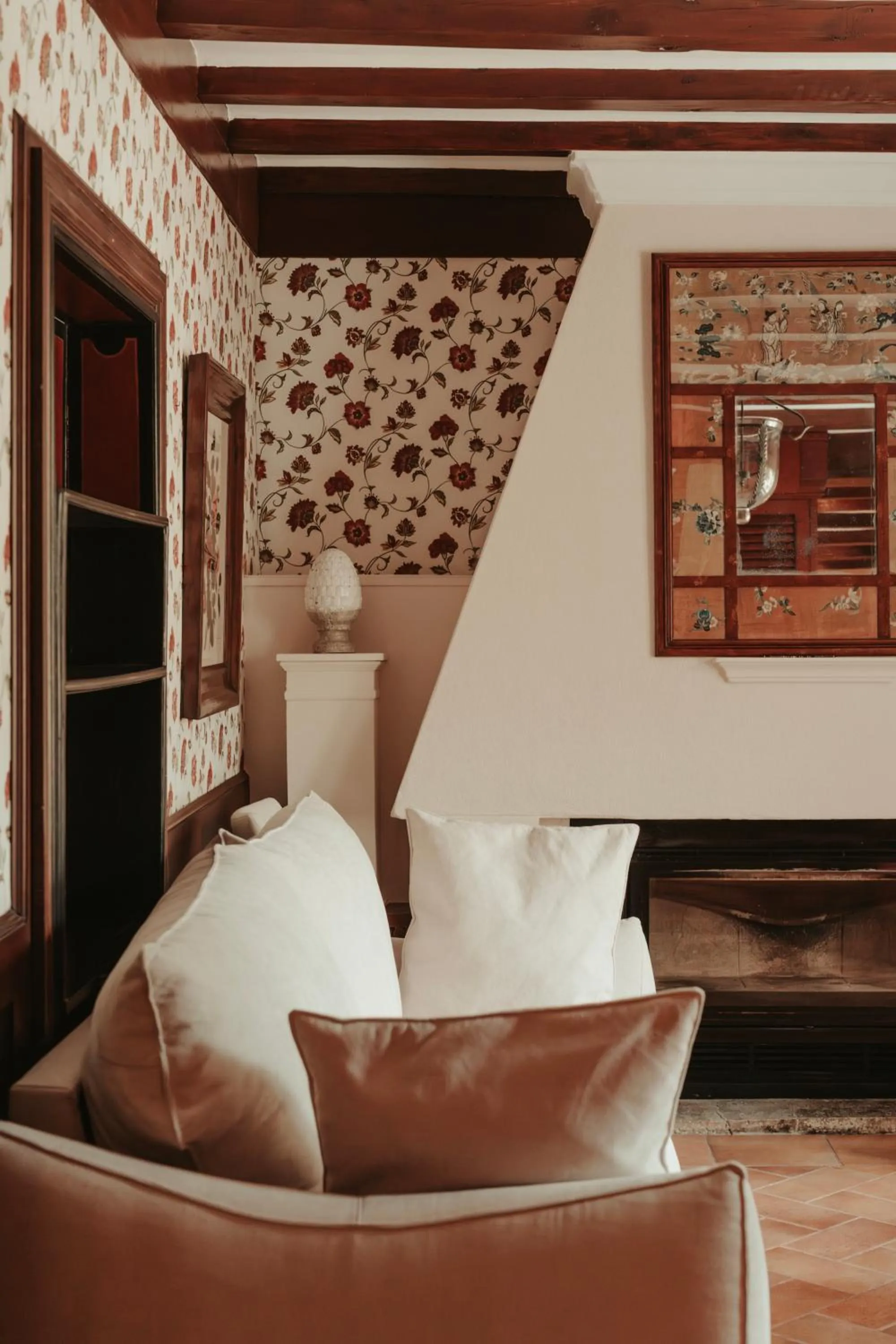 Bed in Rondaia, a Winery & Fincahotel-Agroturismo in Tramuntana