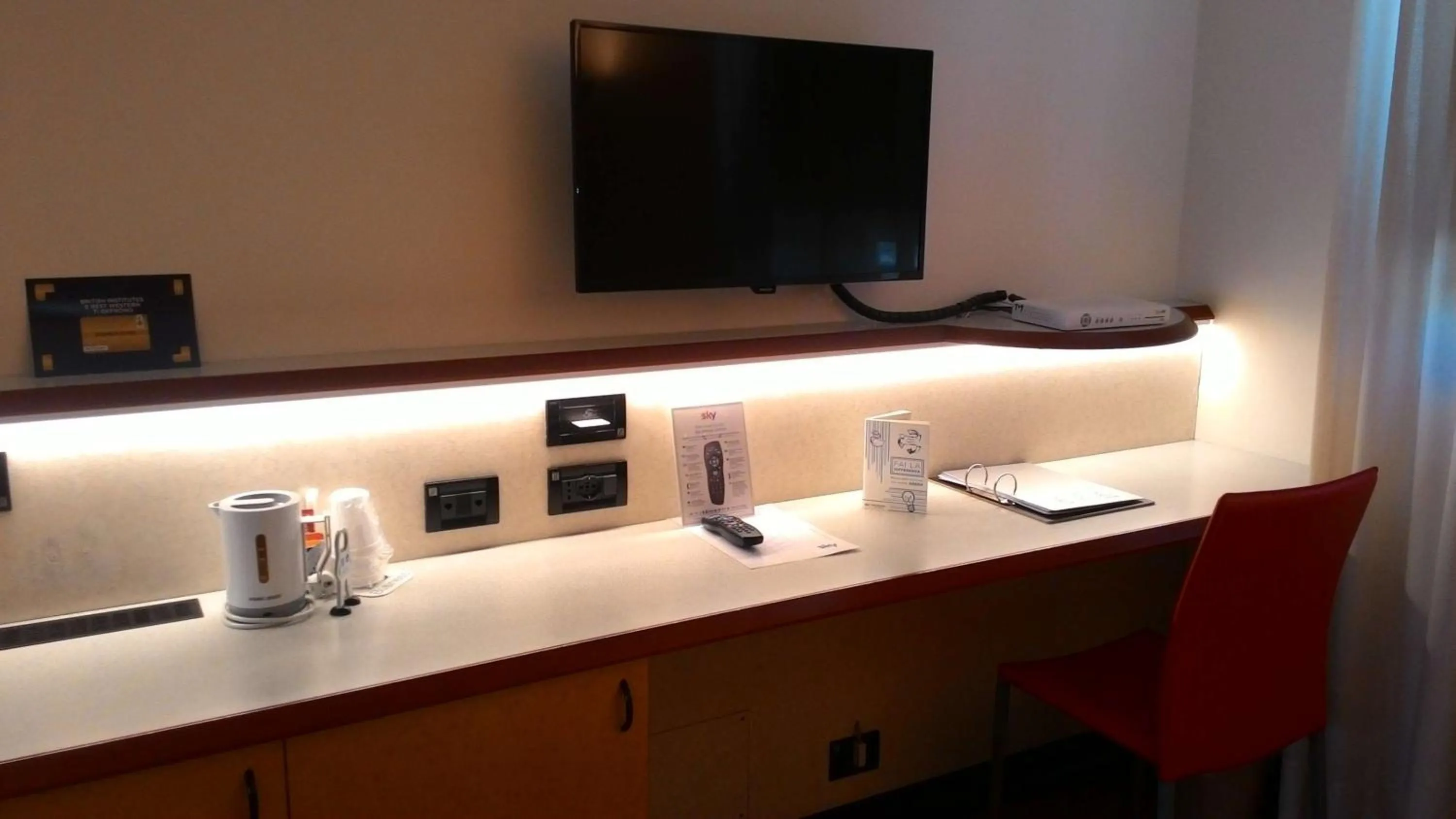 Photo of the whole room in Best Western Hotel Solaf