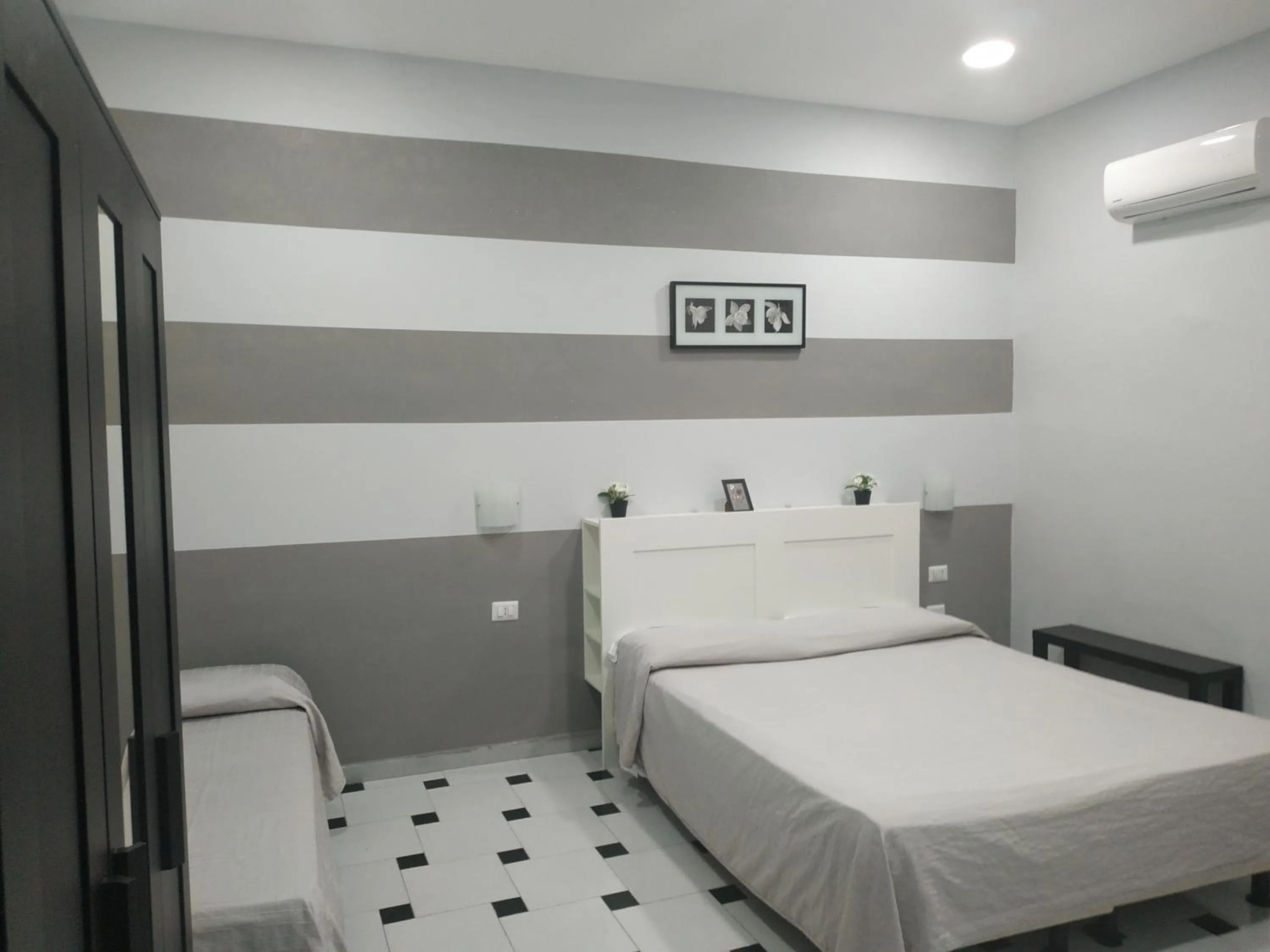 Bed in Hotel Luna Rossa