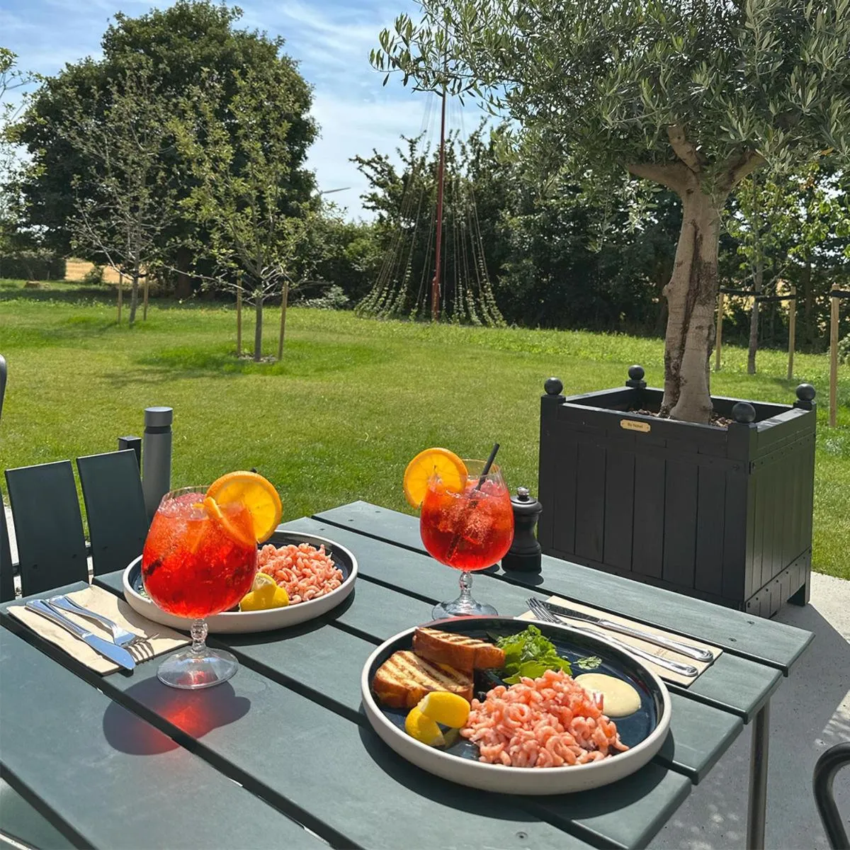 Day in Broløkke Herregård