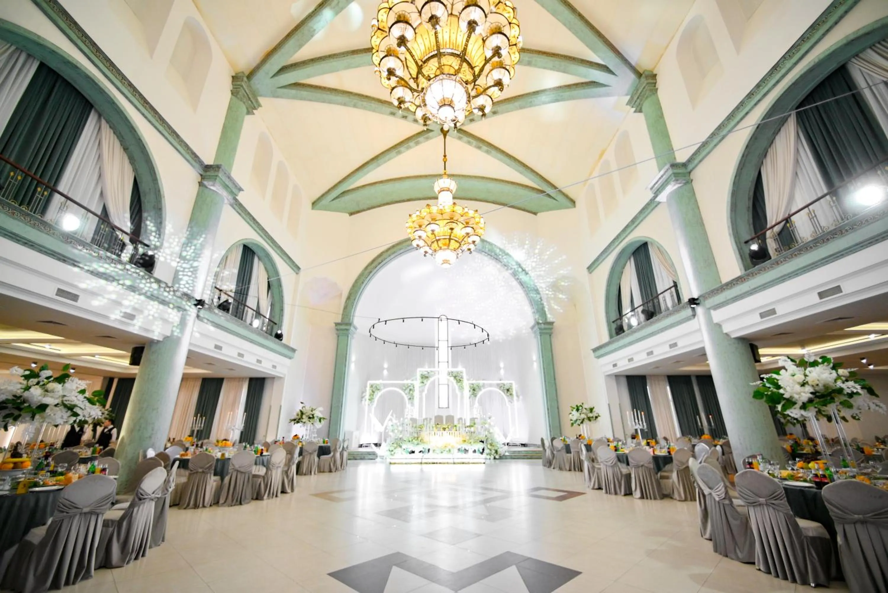 Restaurant/places to eat in Latar Hotel Yerevan