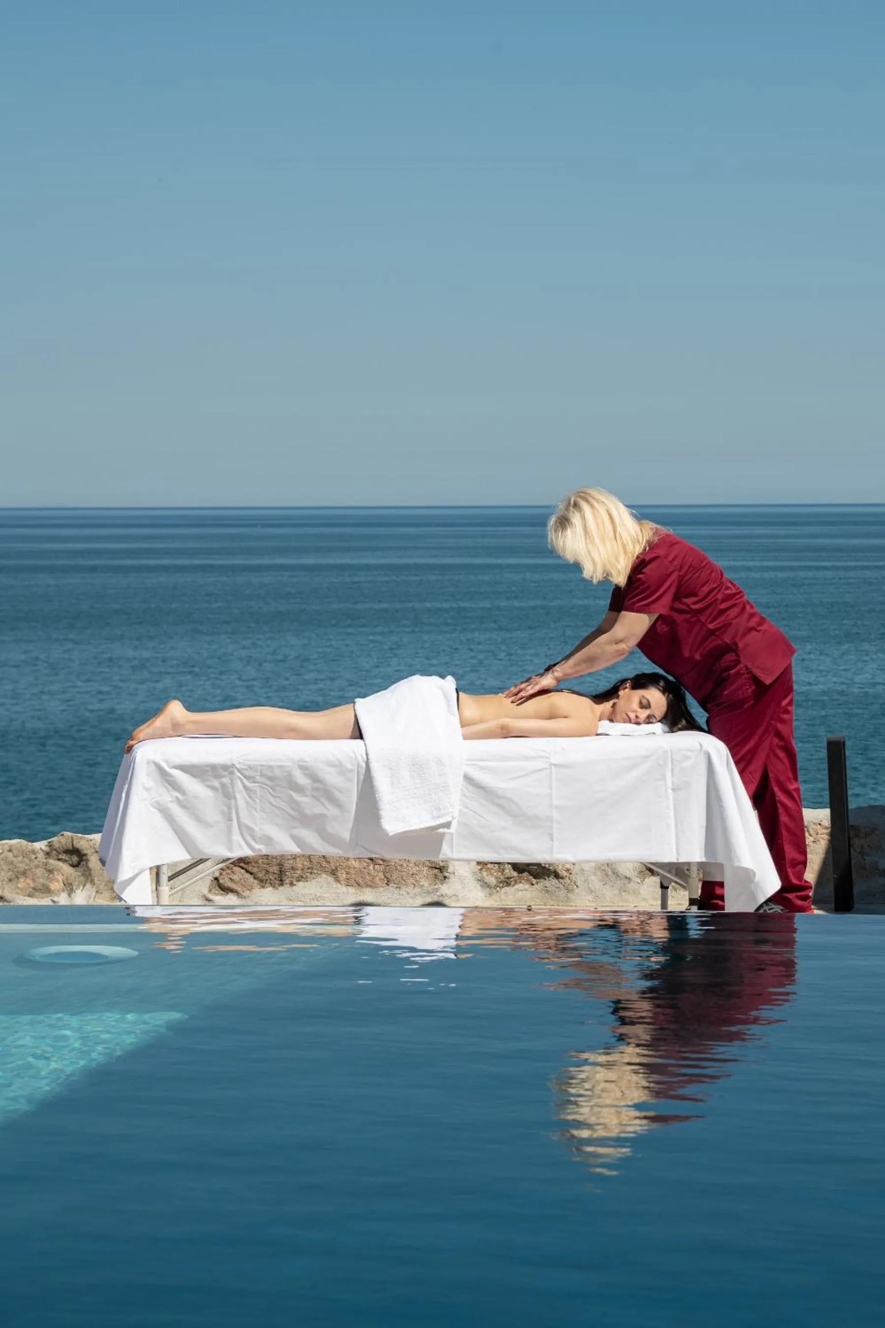 Spa and wellness centre/facilities in Akrotiri Olympus Luxury Suites - Adults Only