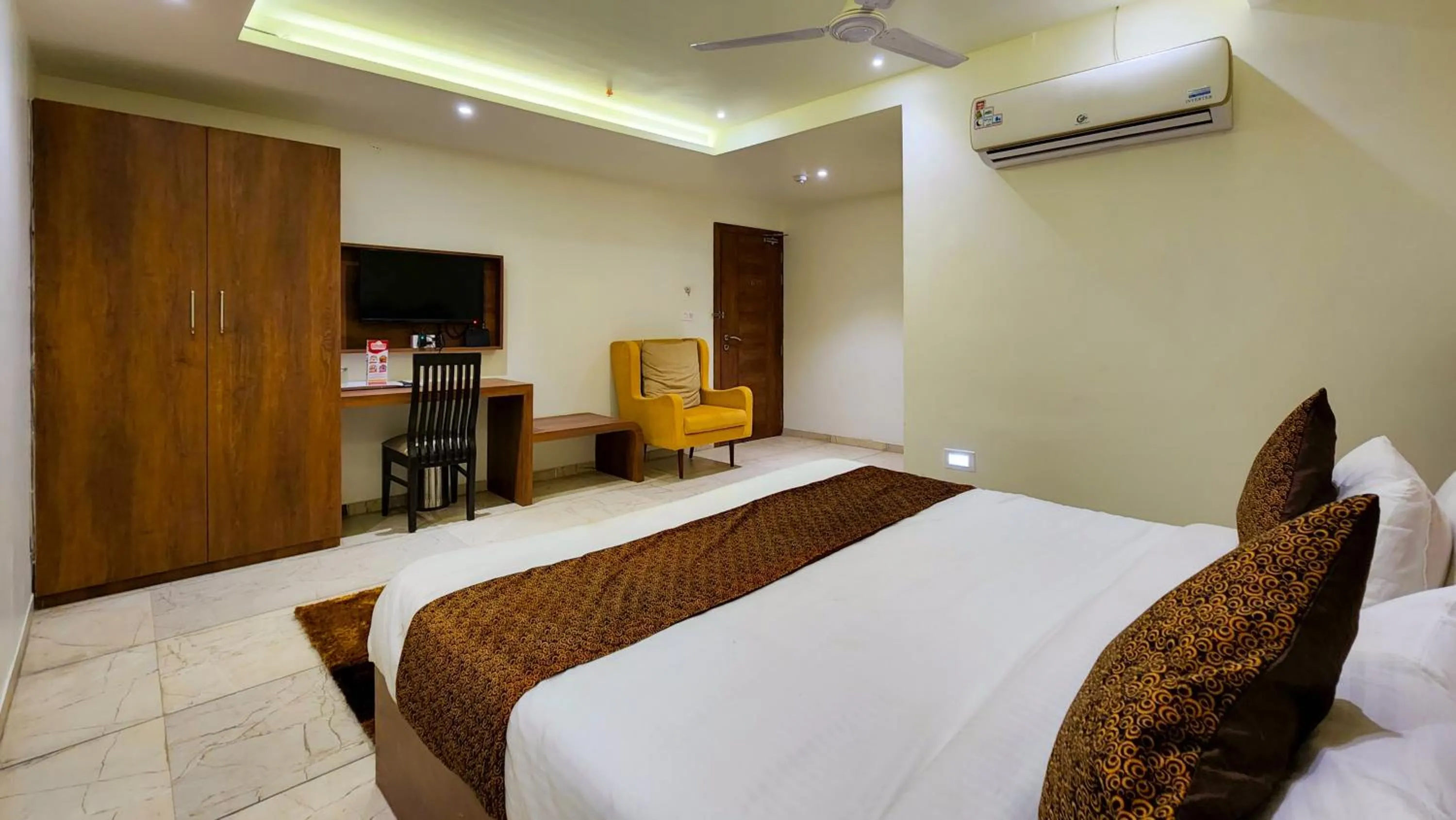 Bed in Hotel Nova Pride