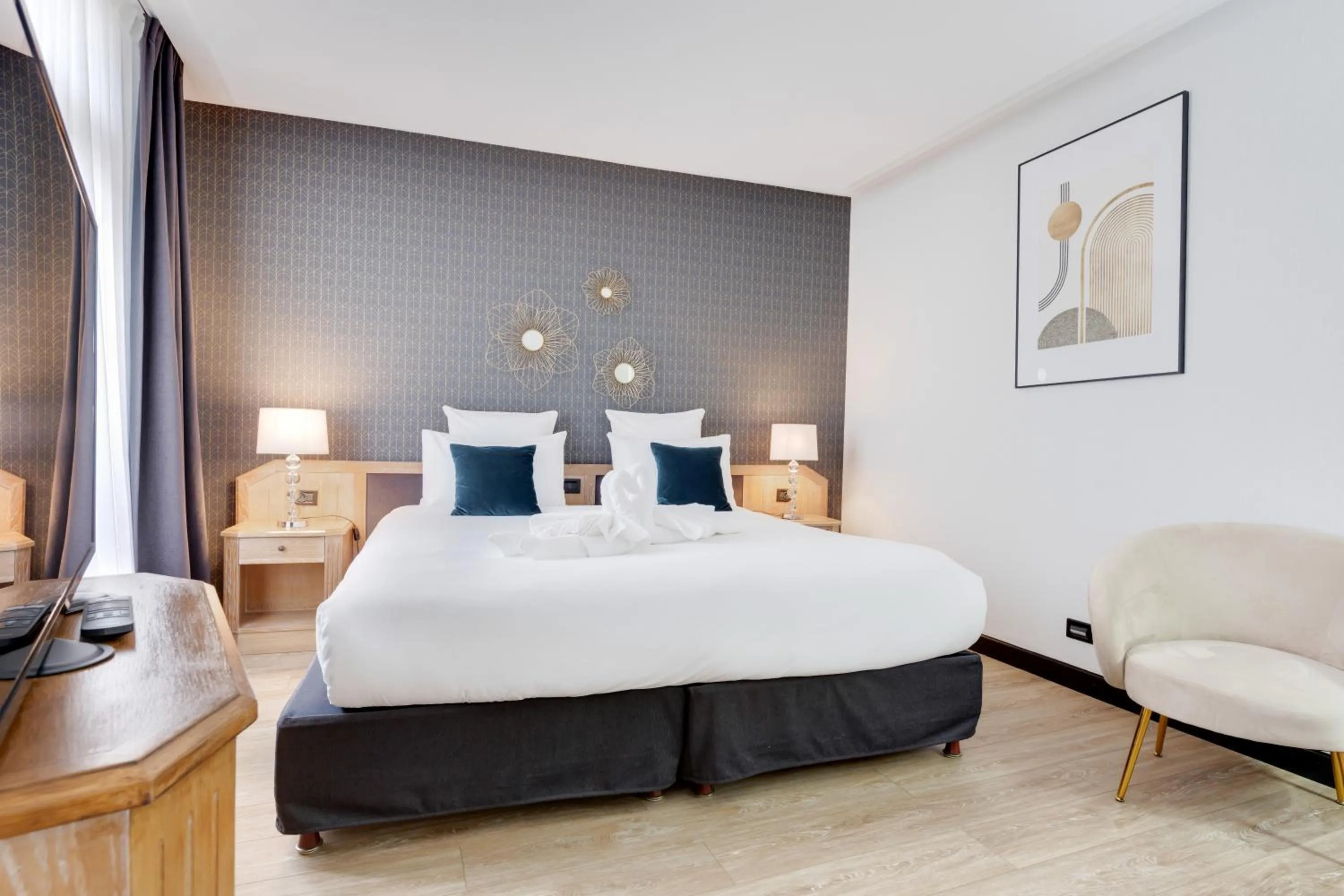 Bed in Best Western Plus Le Picardy