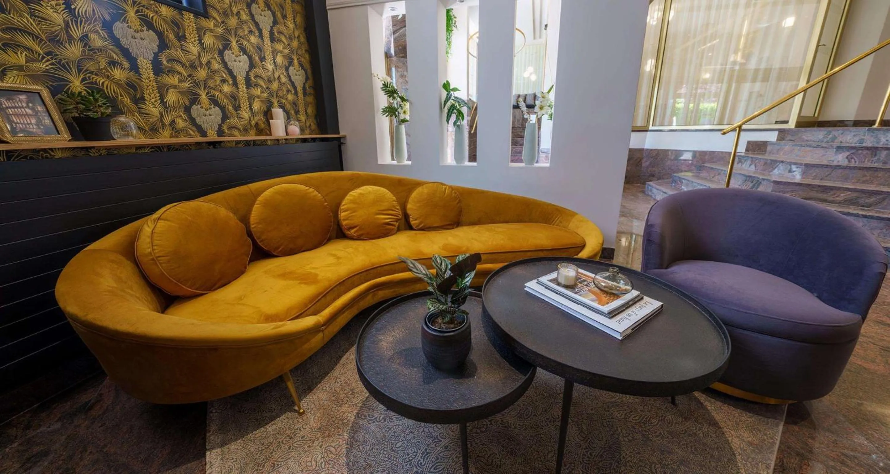 Lobby or reception in Best Western Plus Le Picardy