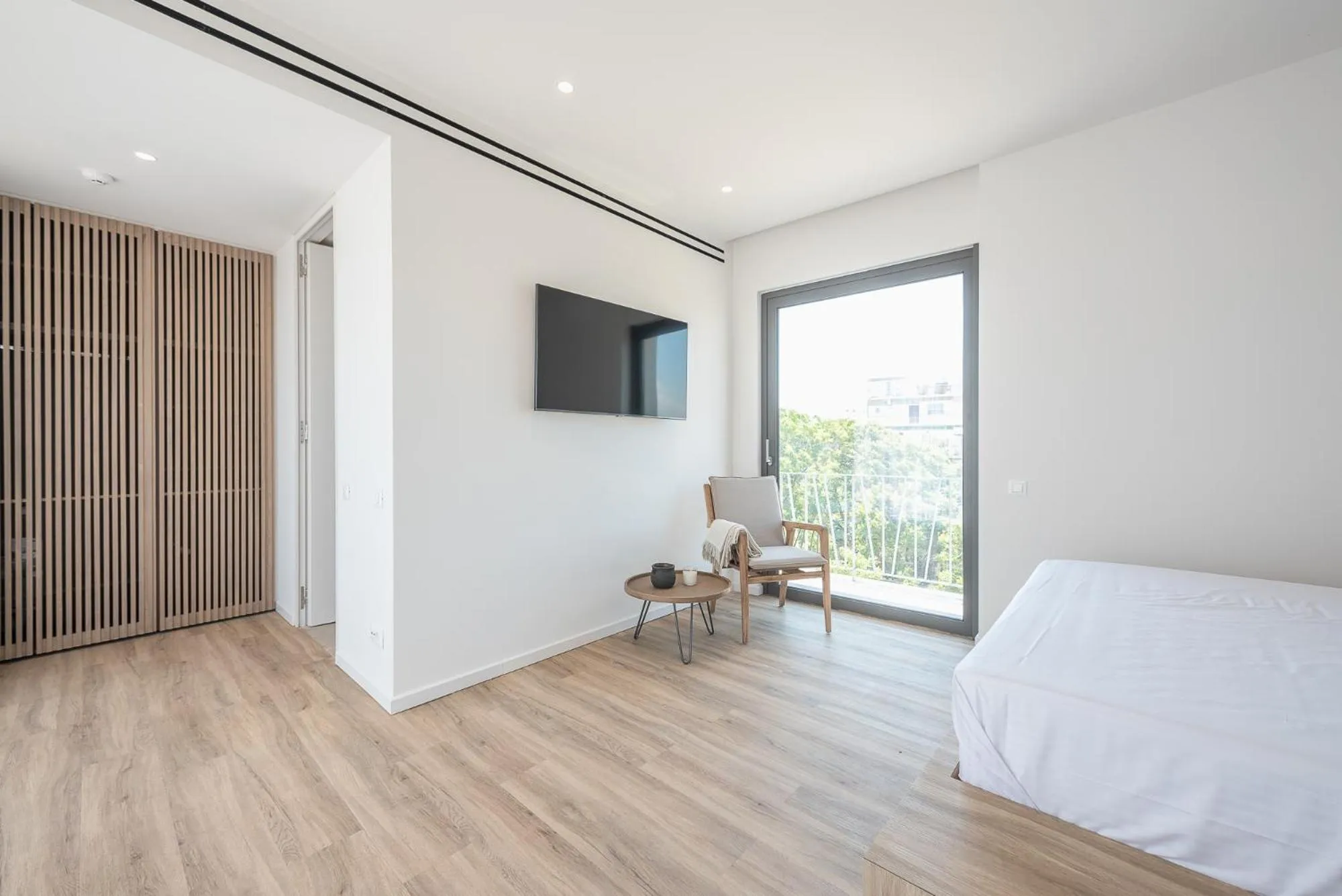 Photo of the whole room, Bed in Ceramian Athens