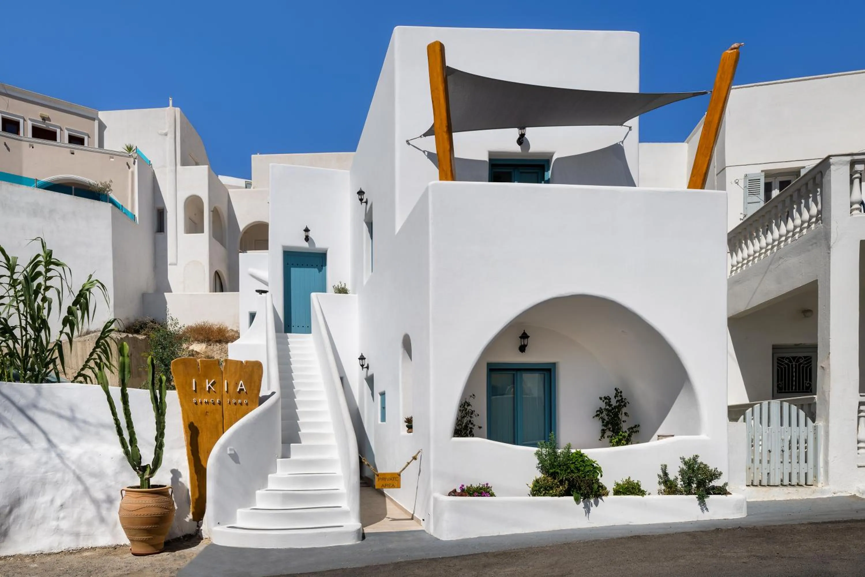 Property building in I K I A Since 1980 by Calm Collection