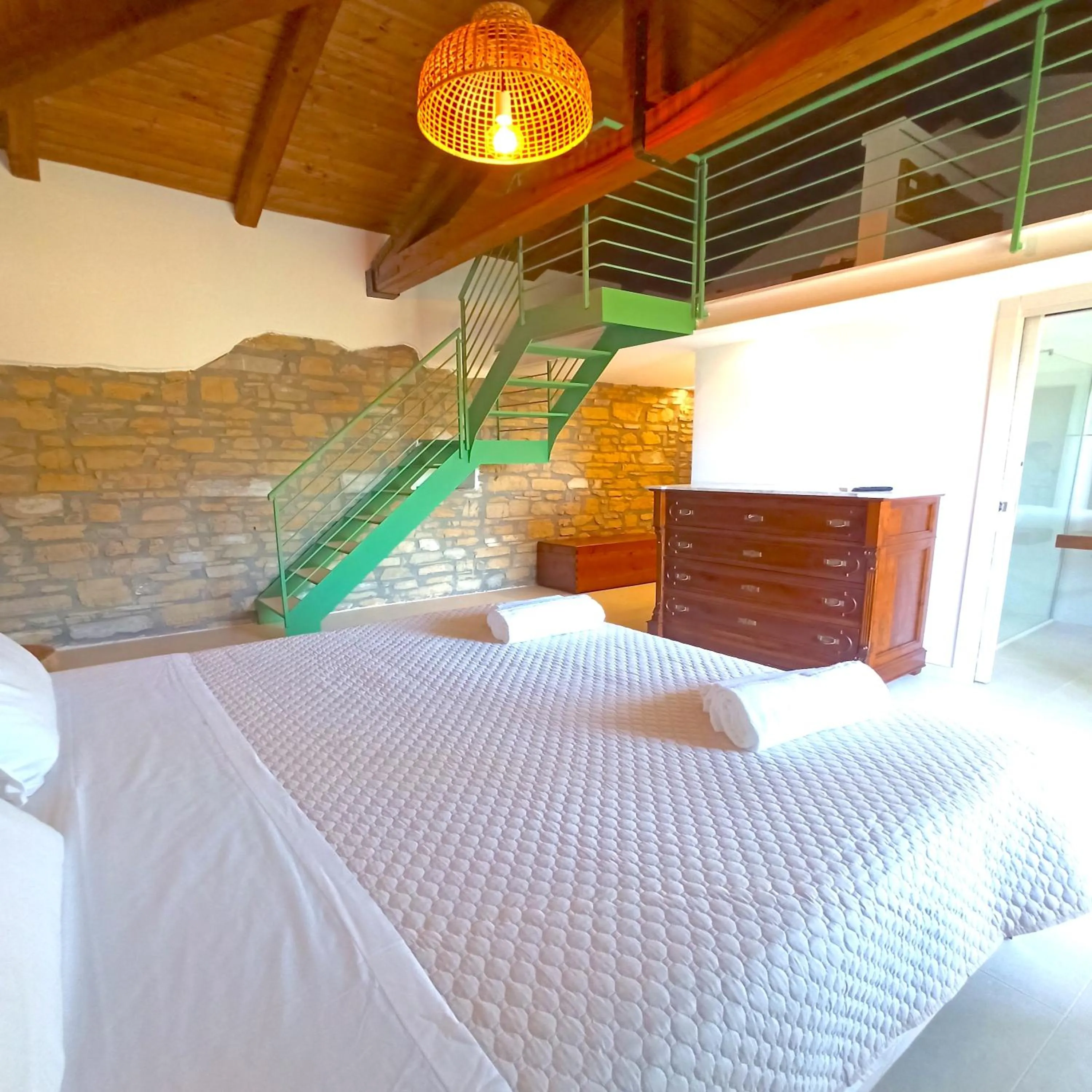 Bed in Country House L'antica pietra