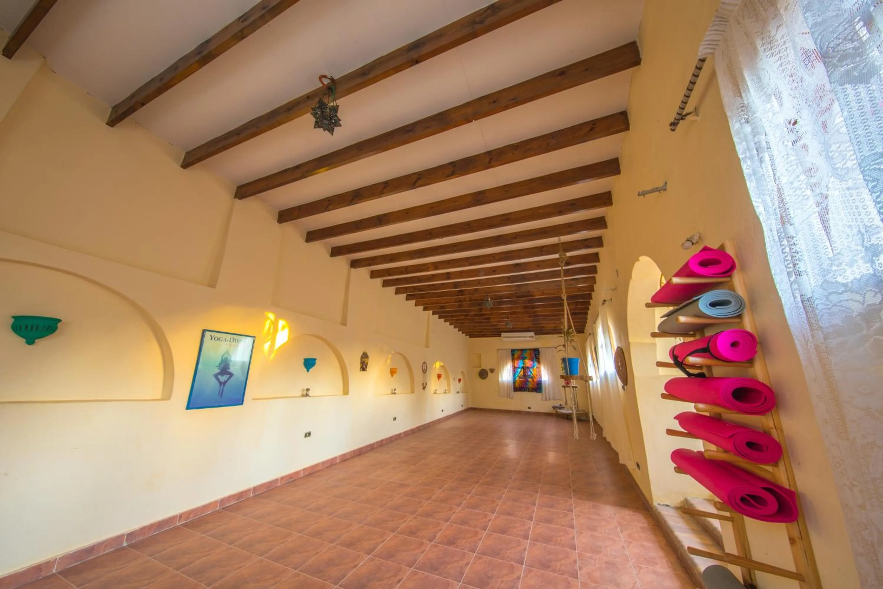 Area and facilities in The Bedouin Moon