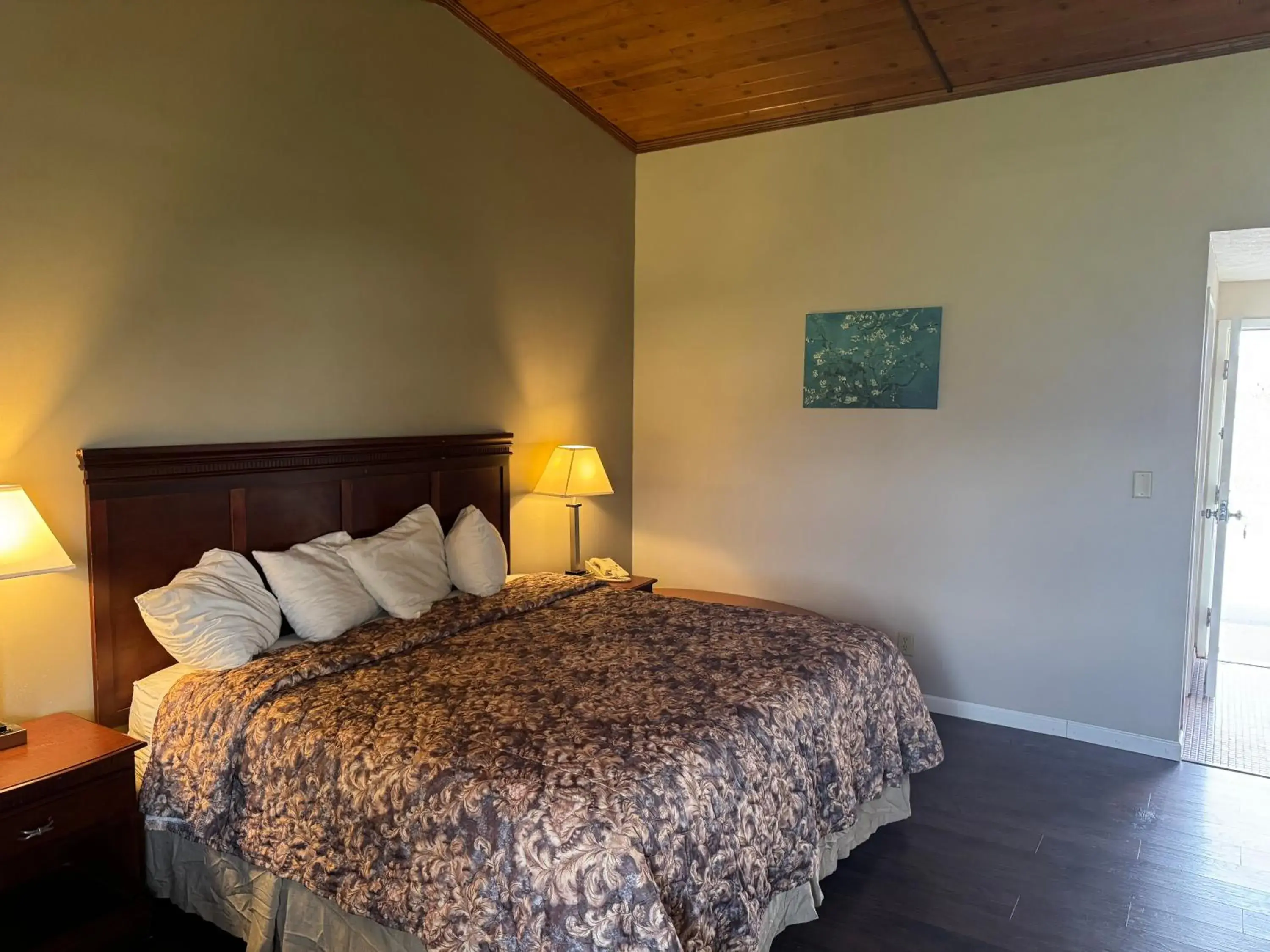 Family Room in Town & Country Motel Family Room in Town & Country Motel