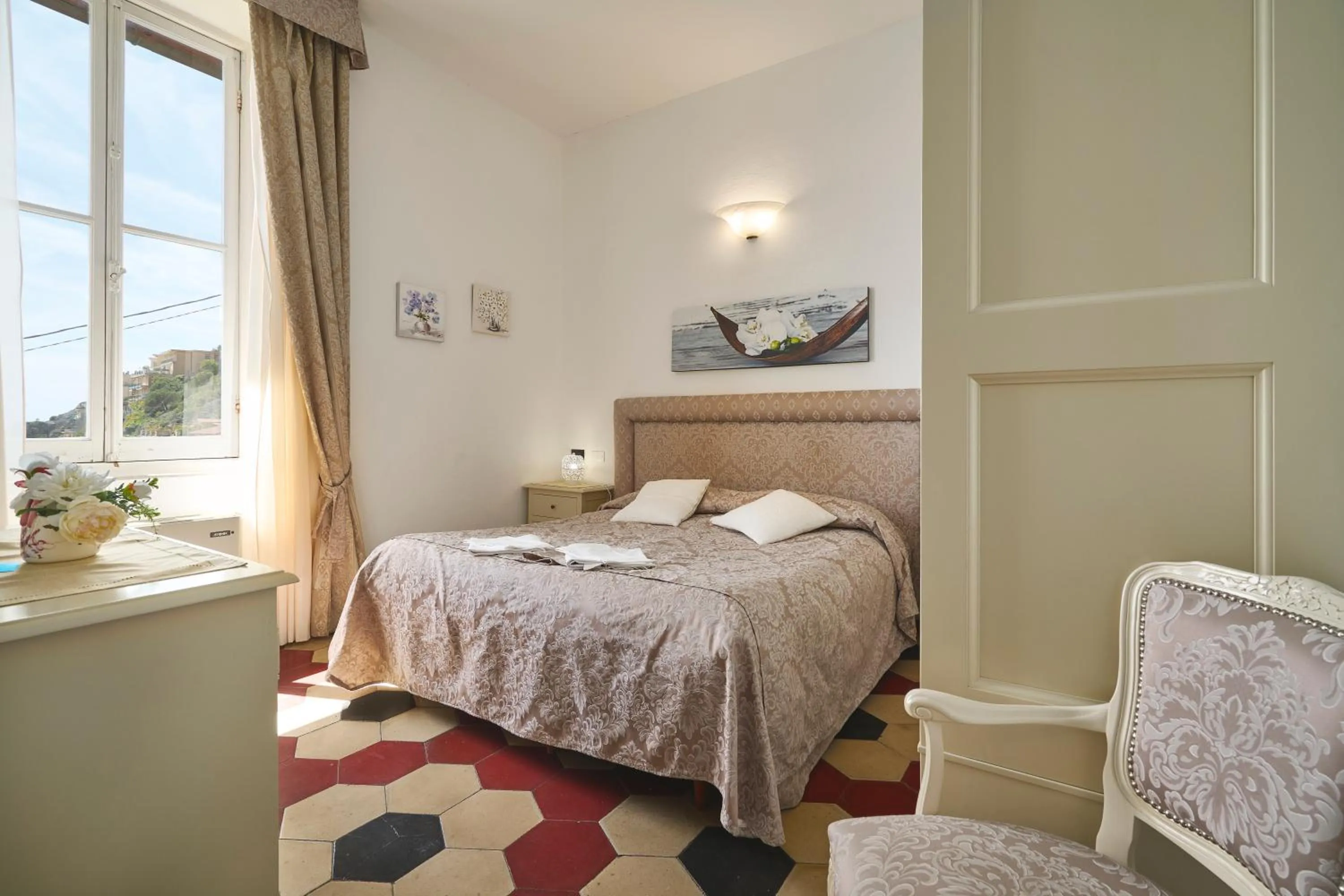 Bed in Villa Margherita