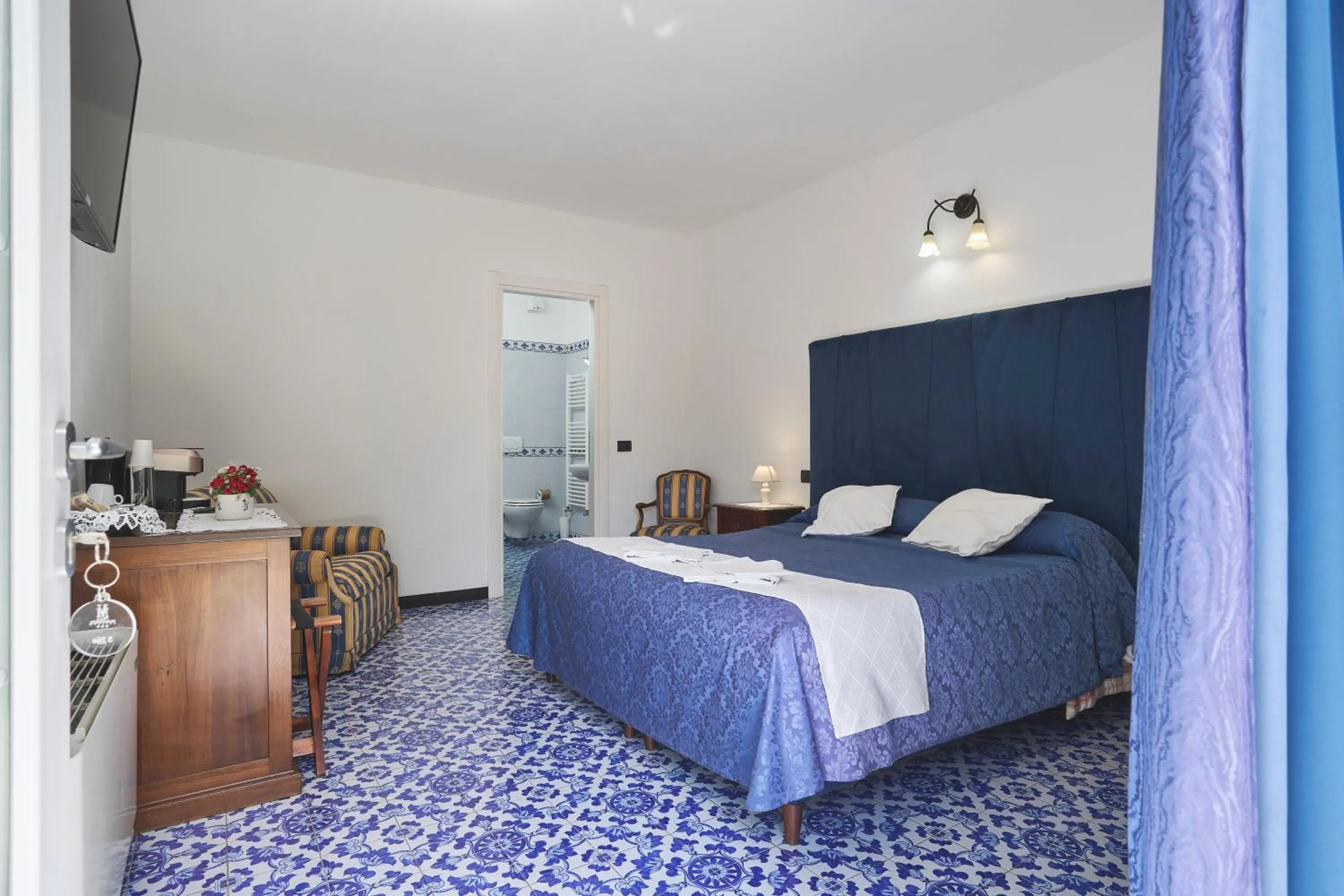 Bedroom, Bed in Villa Margherita