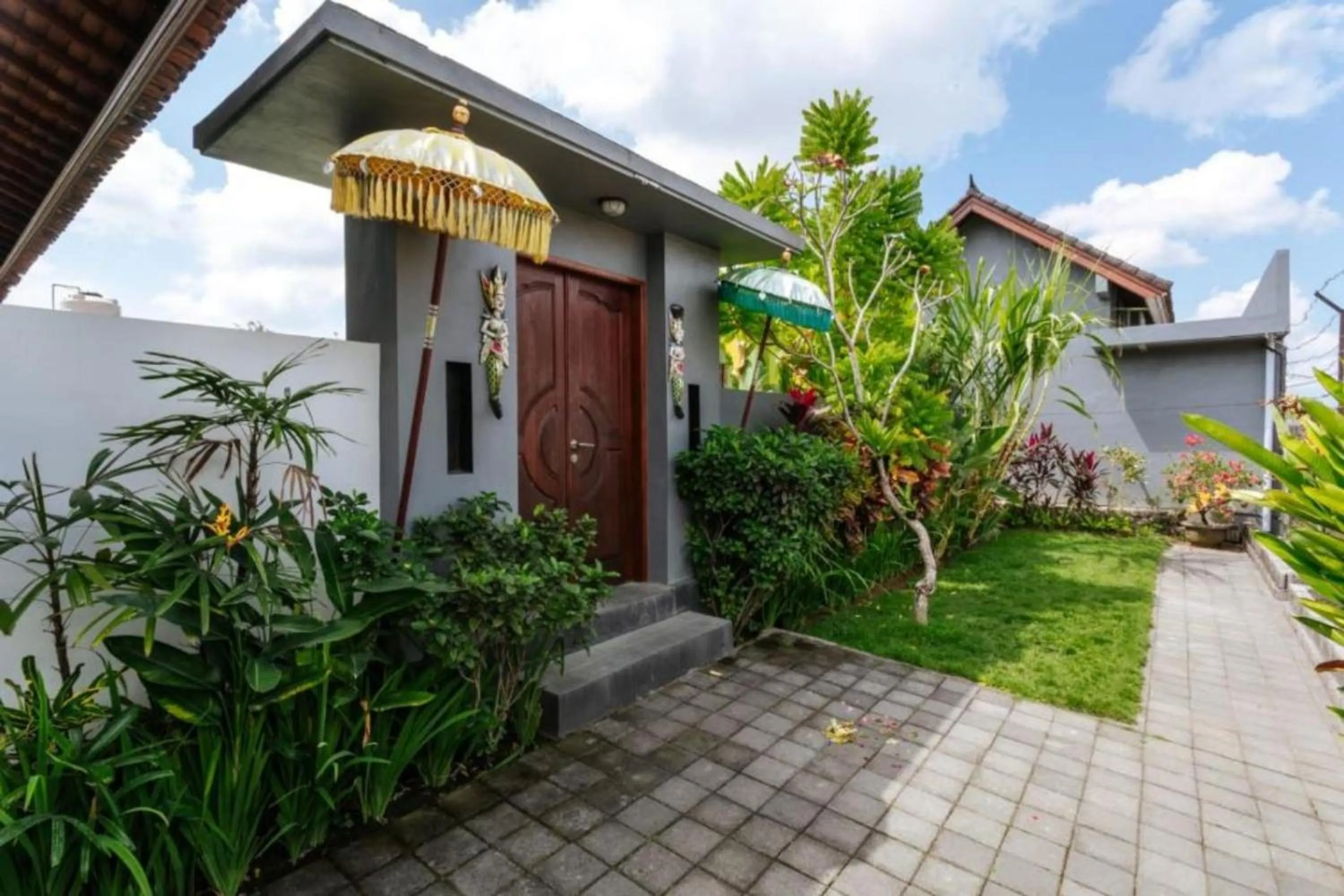 Property building in Carik Bali Guest House Canggu