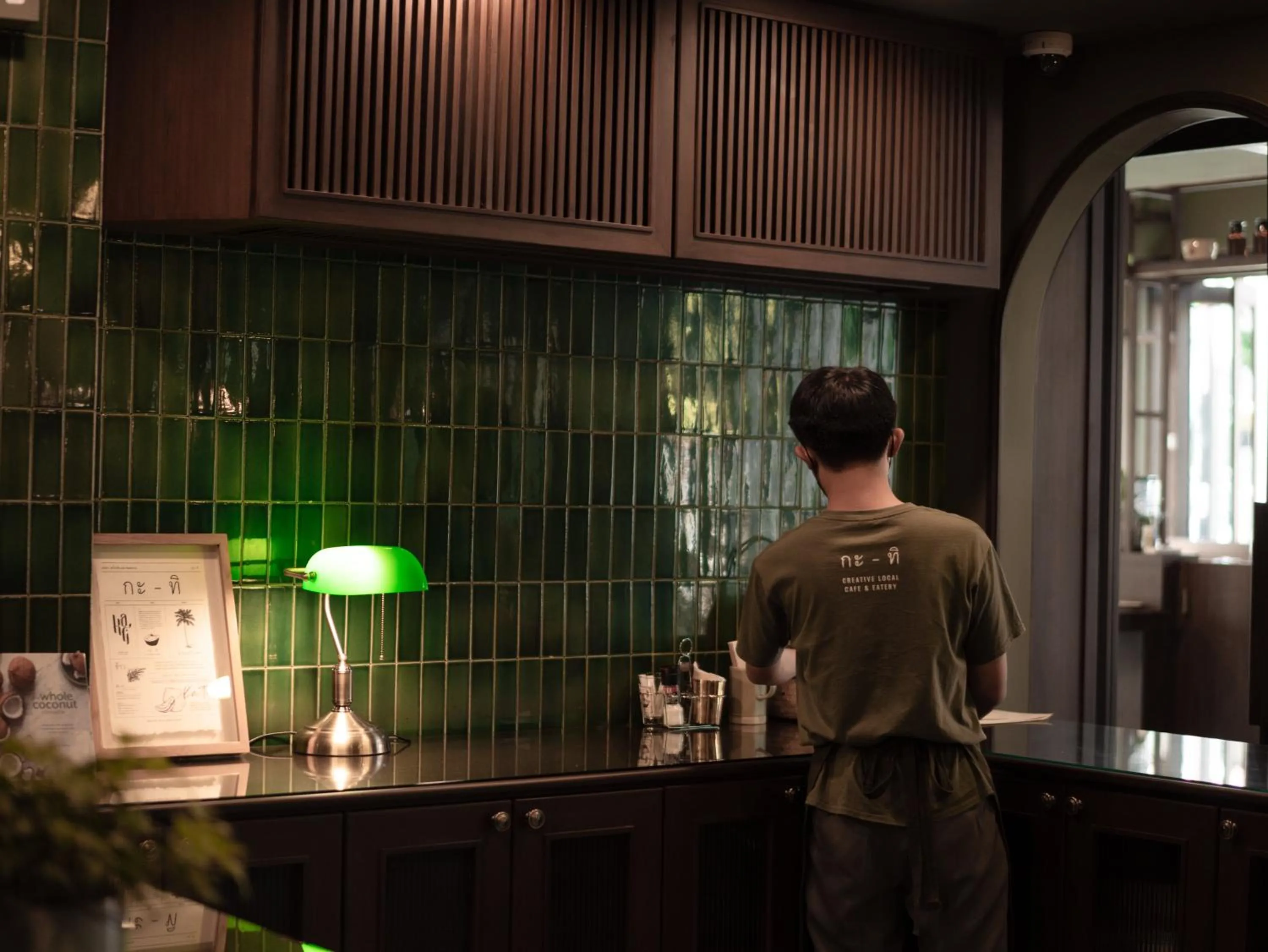 Restaurant/places to eat in Burirattana Hotel-An Adults Only Hotel