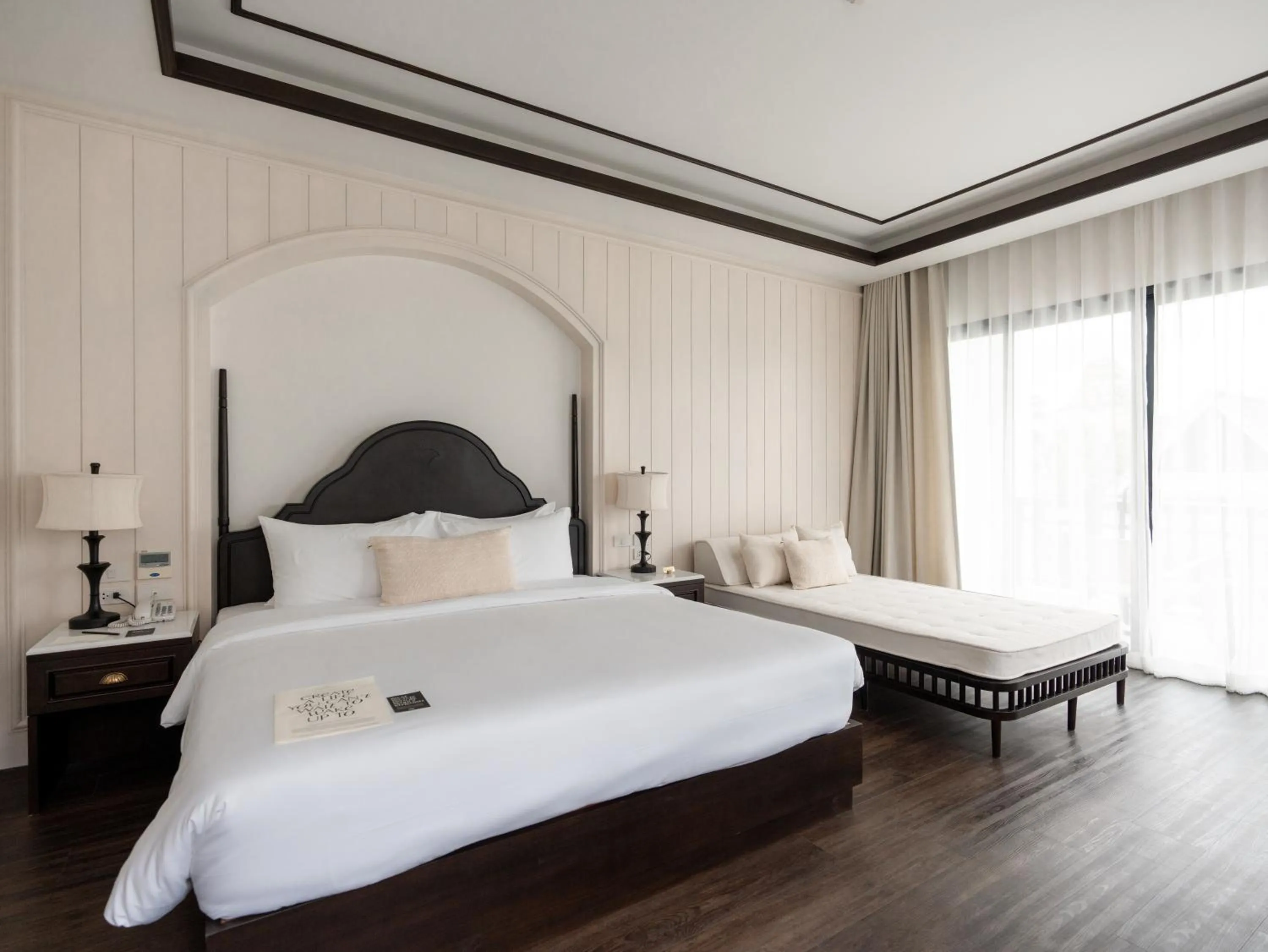 Bed in Burirattana Hotel-An Adults Only Hotel