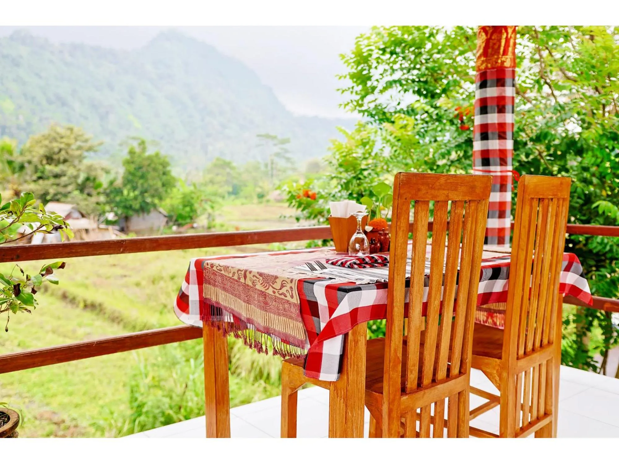 Restaurant/places to eat in Gongwi Cottages Sidemen