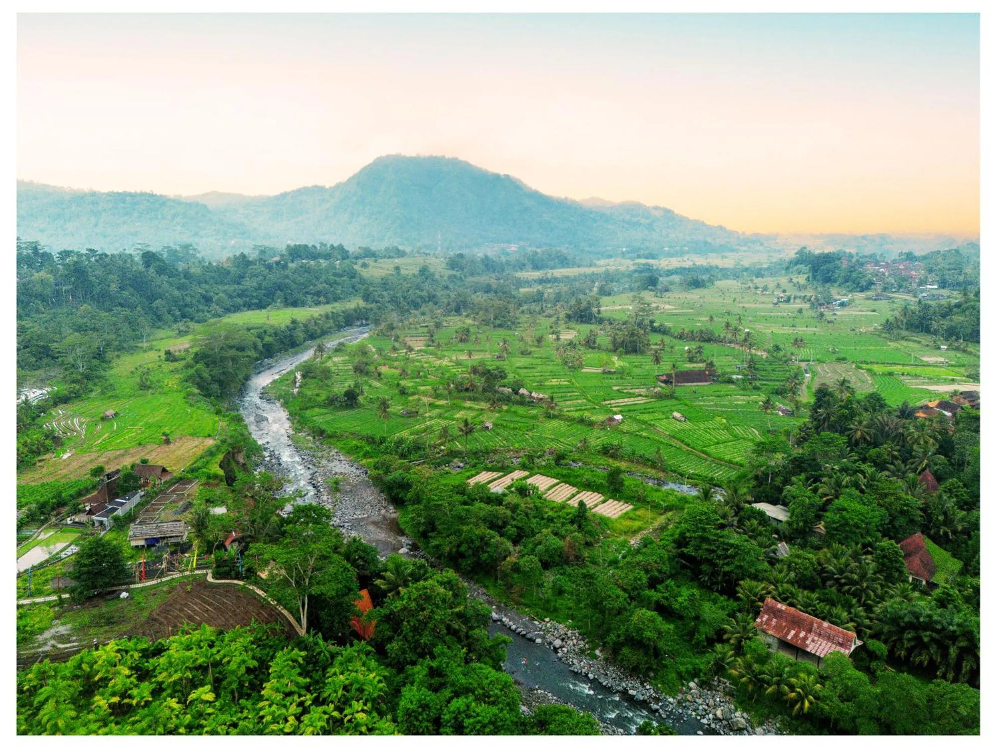 Nearby landmark in Gongwi Cottages Sidemen
