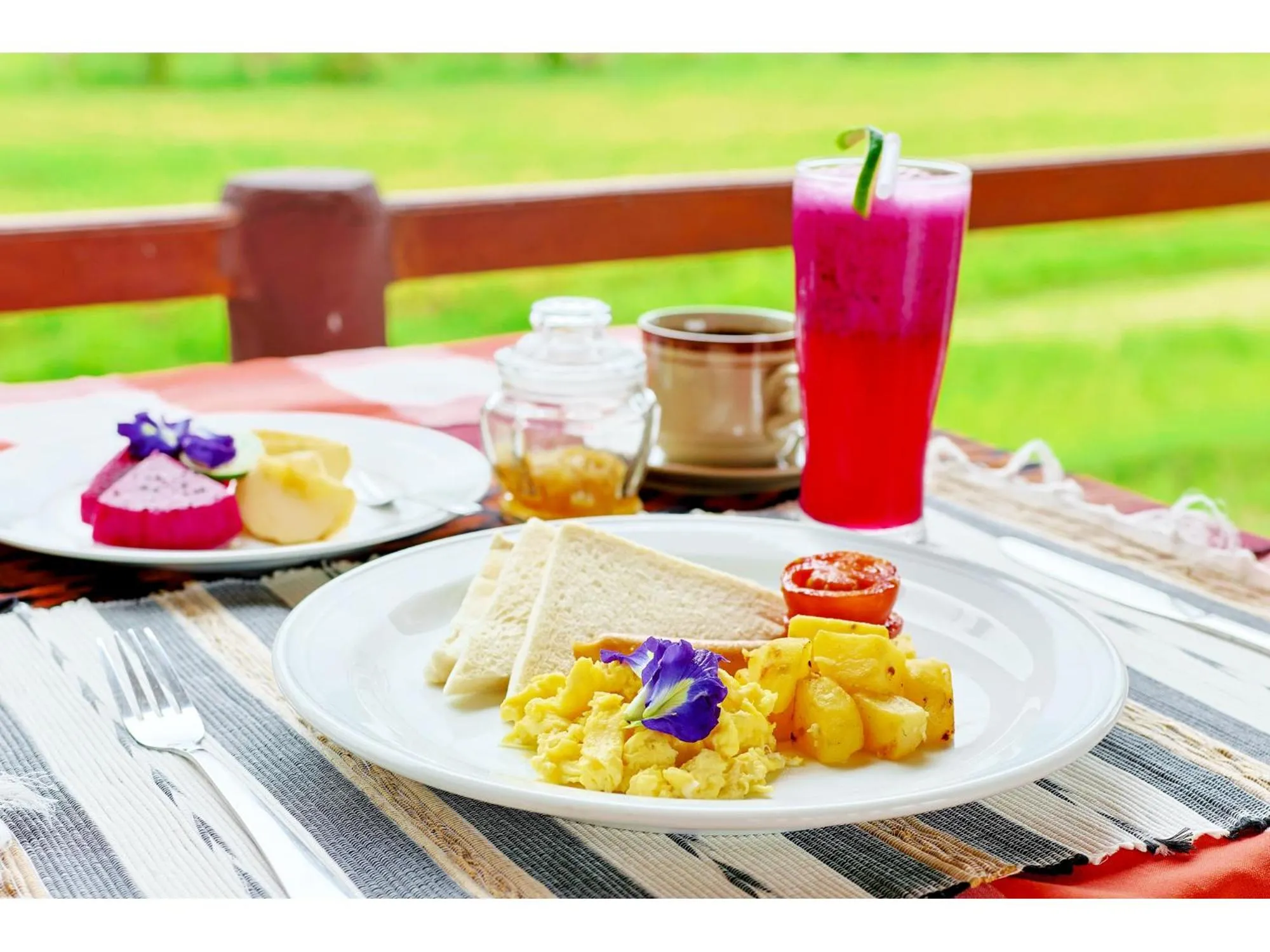 Restaurant/places to eat in Gongwi Cottages Sidemen