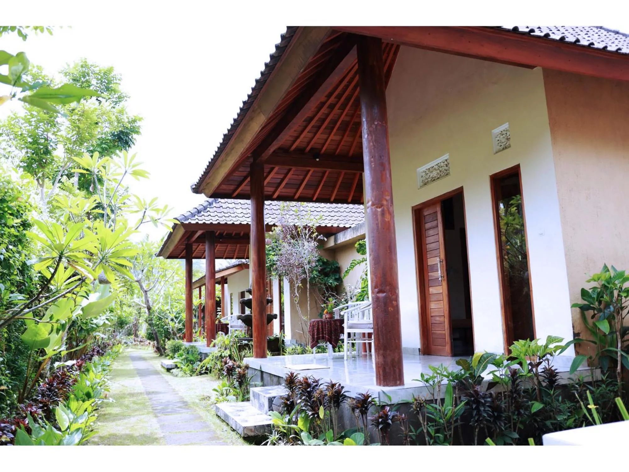Property building in Gongwi Cottages Sidemen