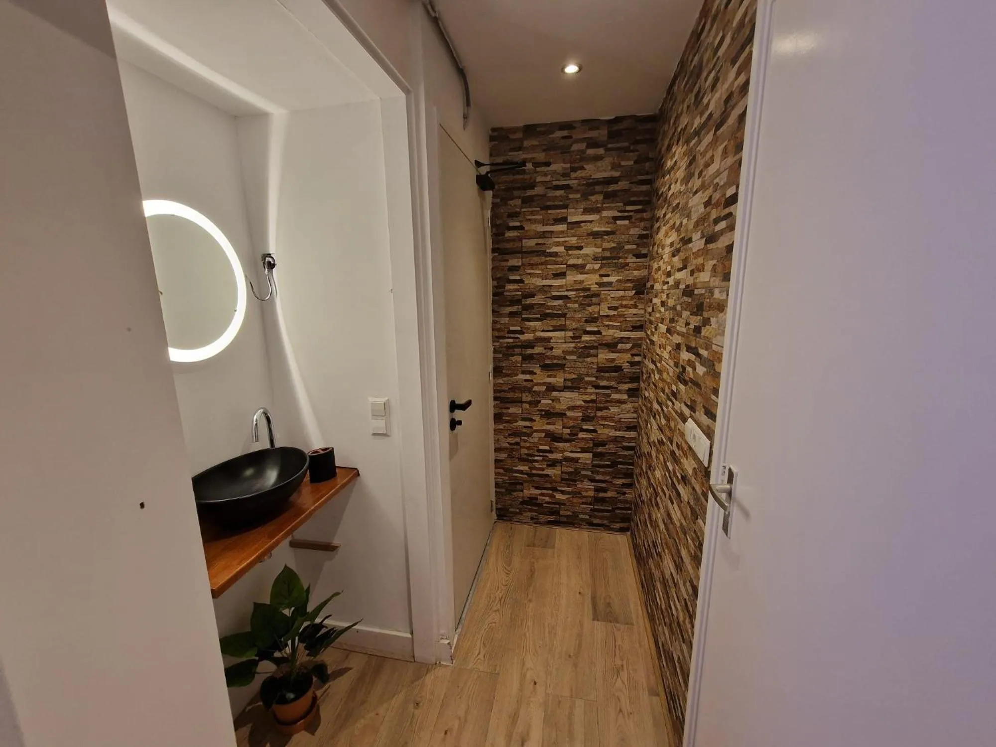 Recharge Hostel
