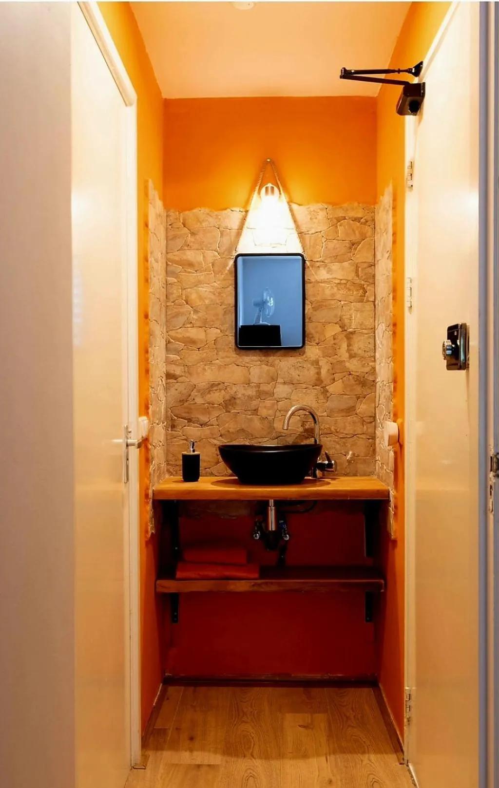 Recharge Hostel