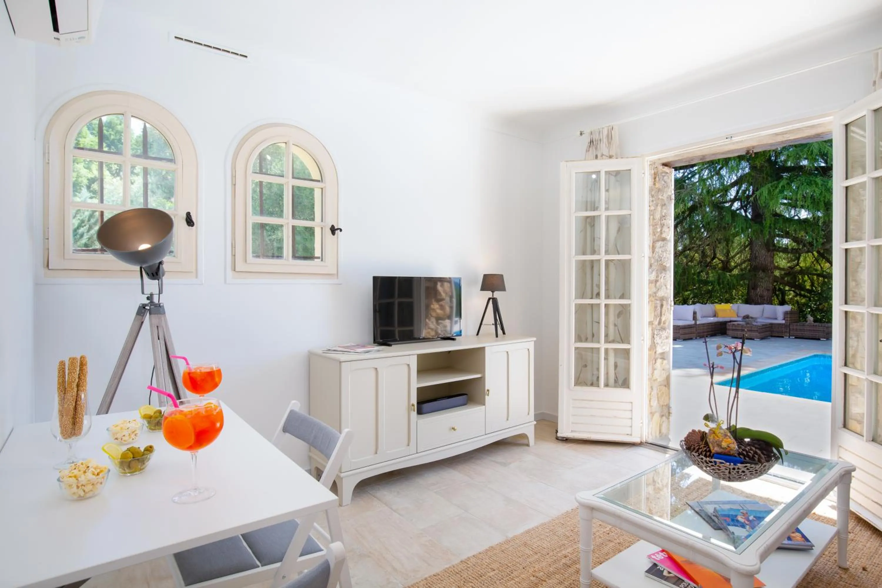 La Connexion, Gay Men Only