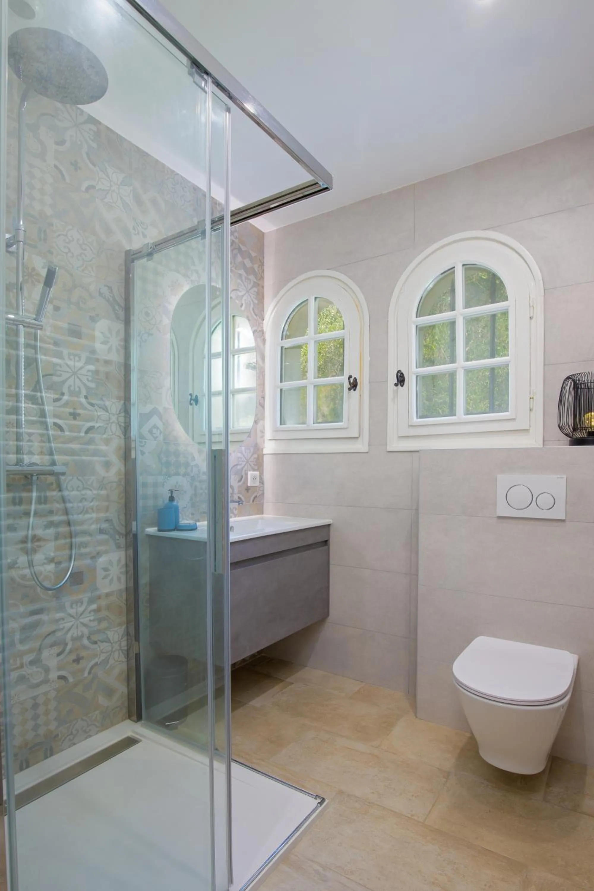 La Connexion, Gay Men Only