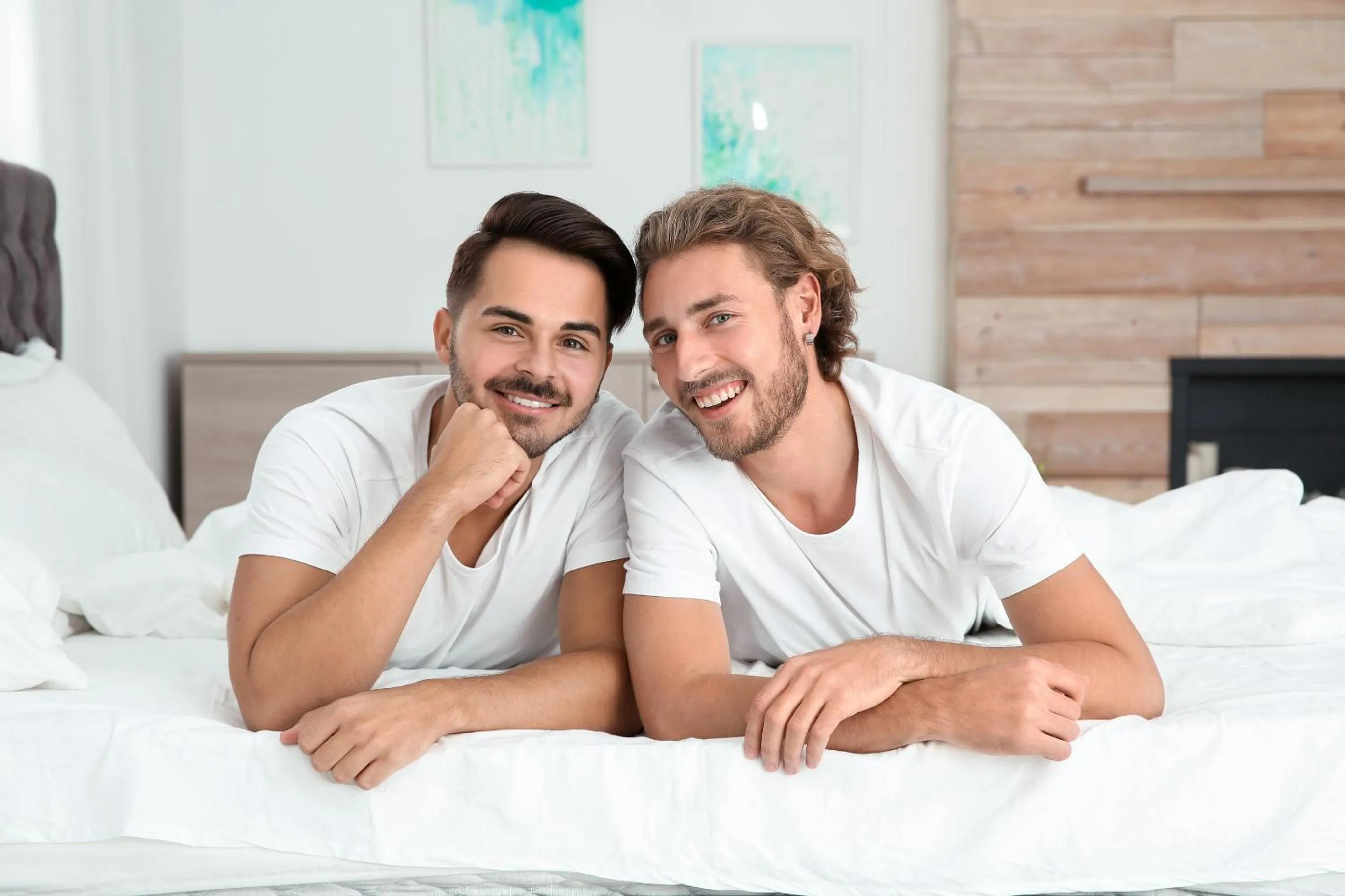 Guests, Bed in La Connexion, Gay Men Only