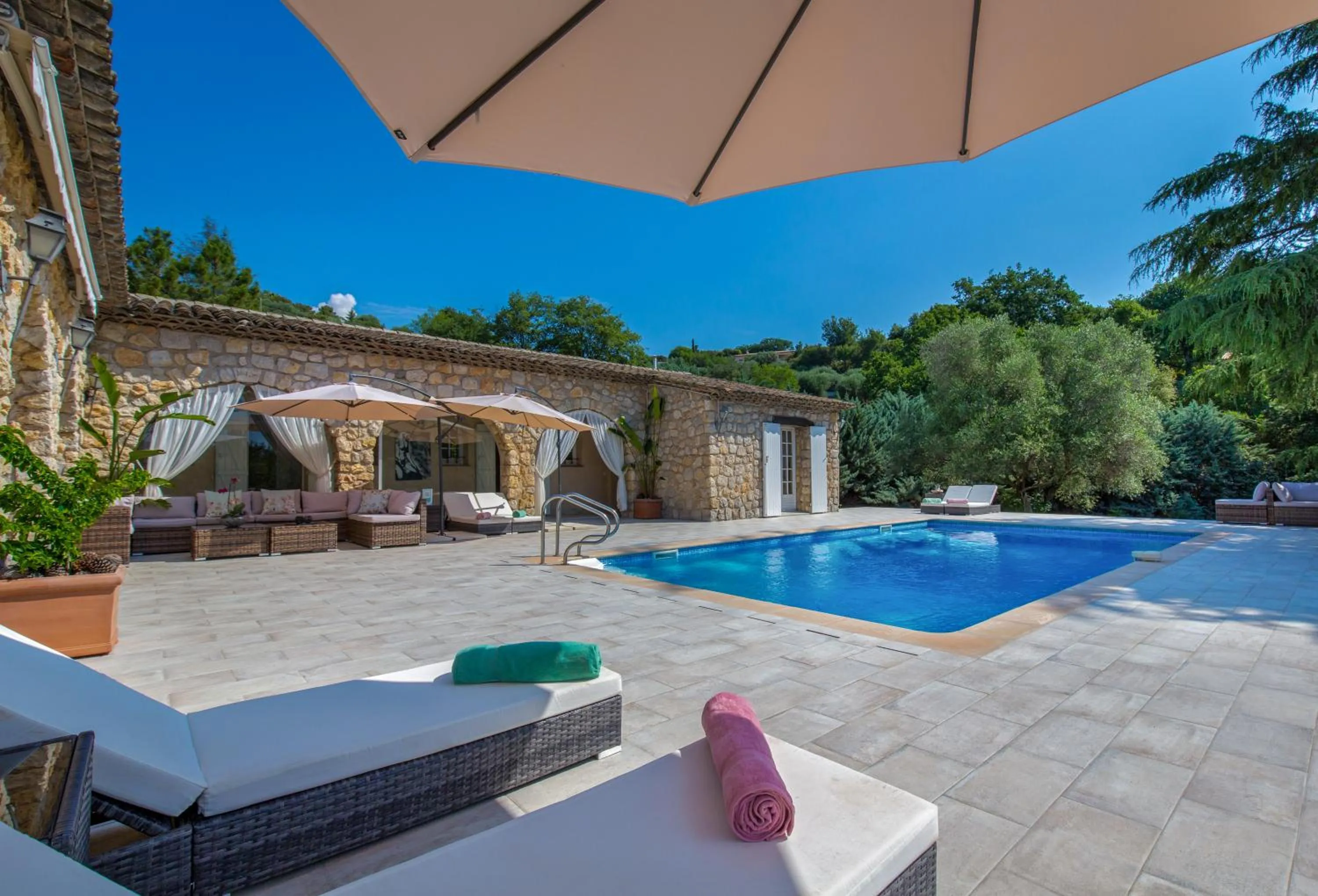 La Connexion, Gay Men Only