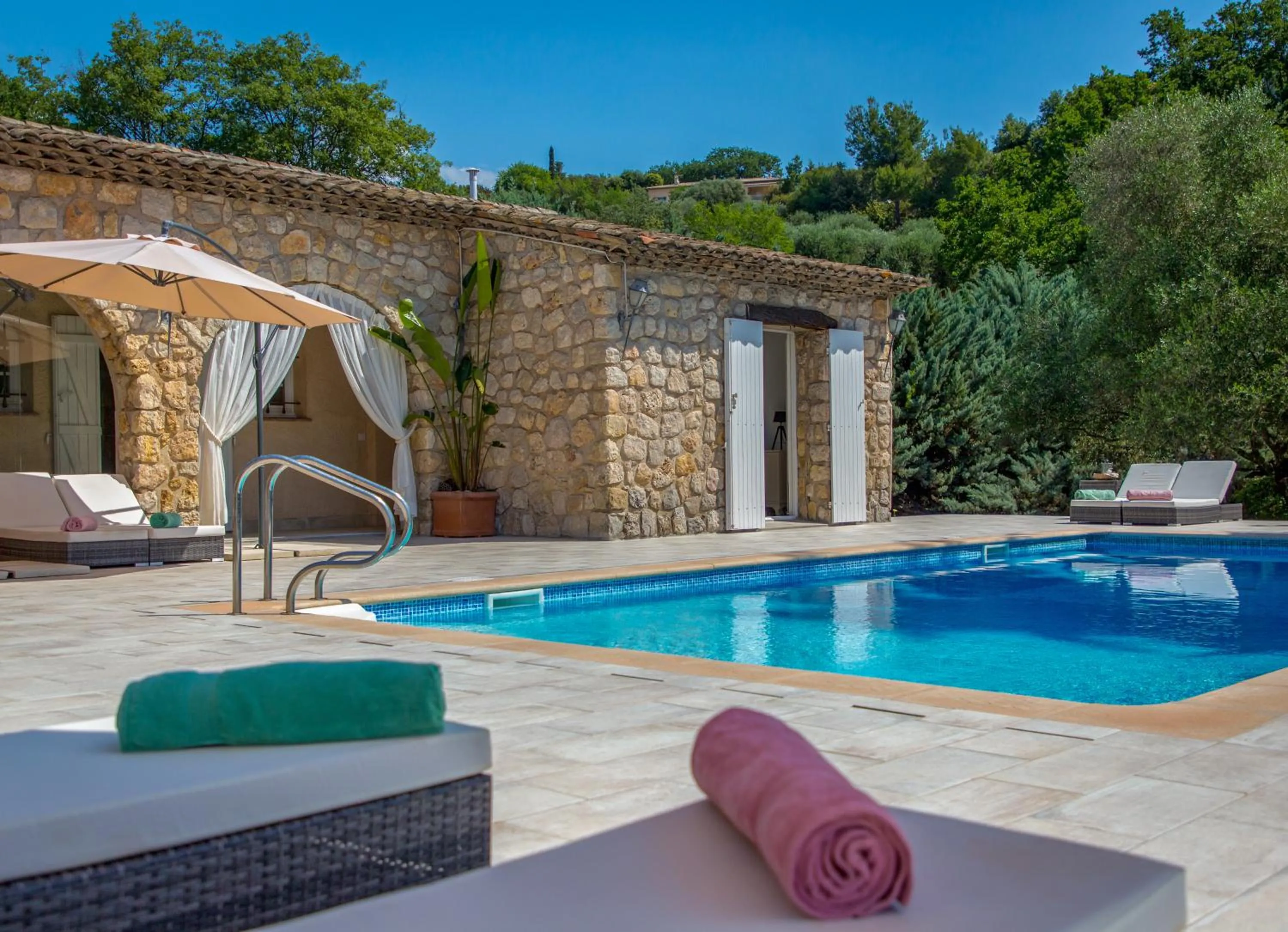 La Connexion, Gay Men Only