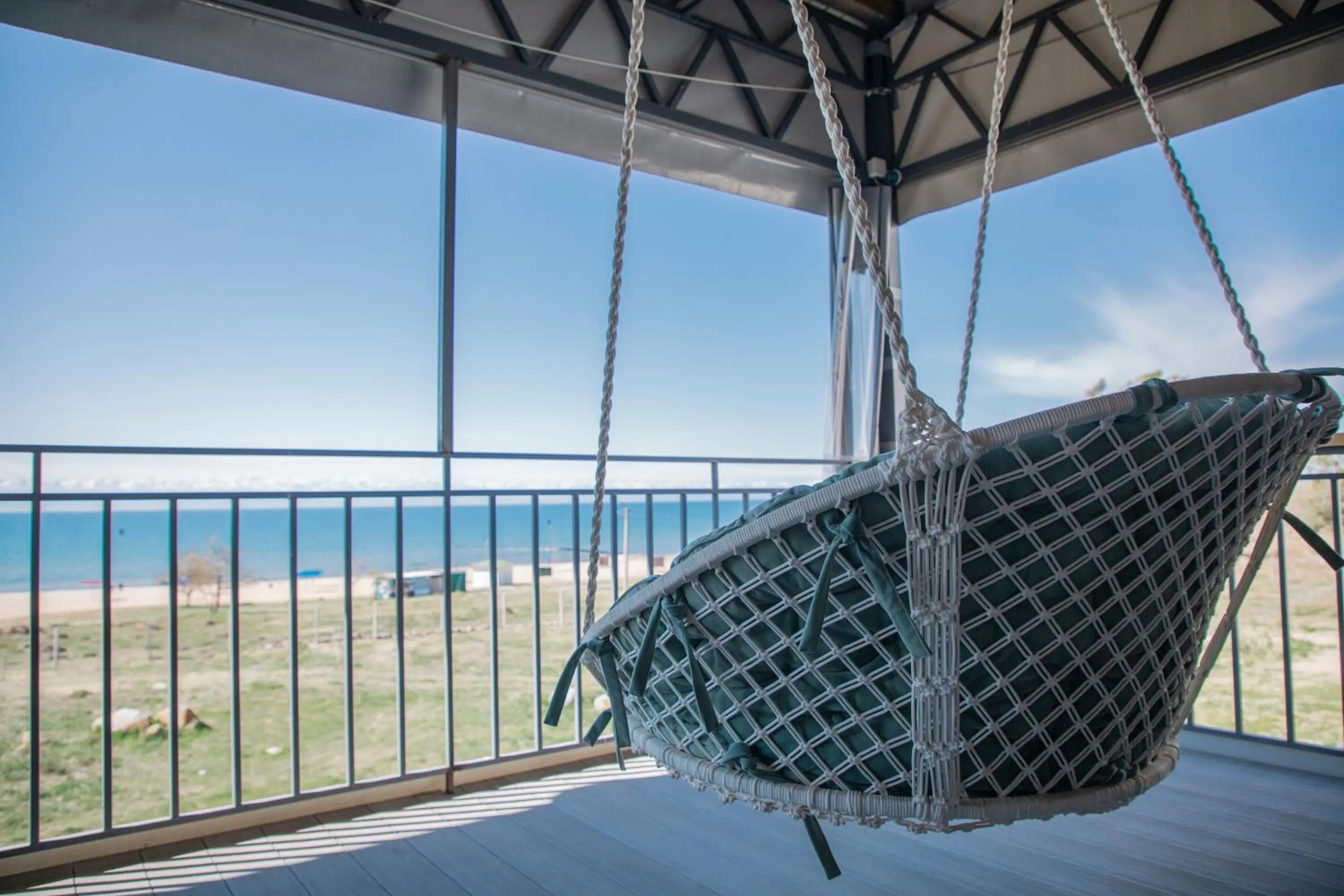 Day in Silence hotel