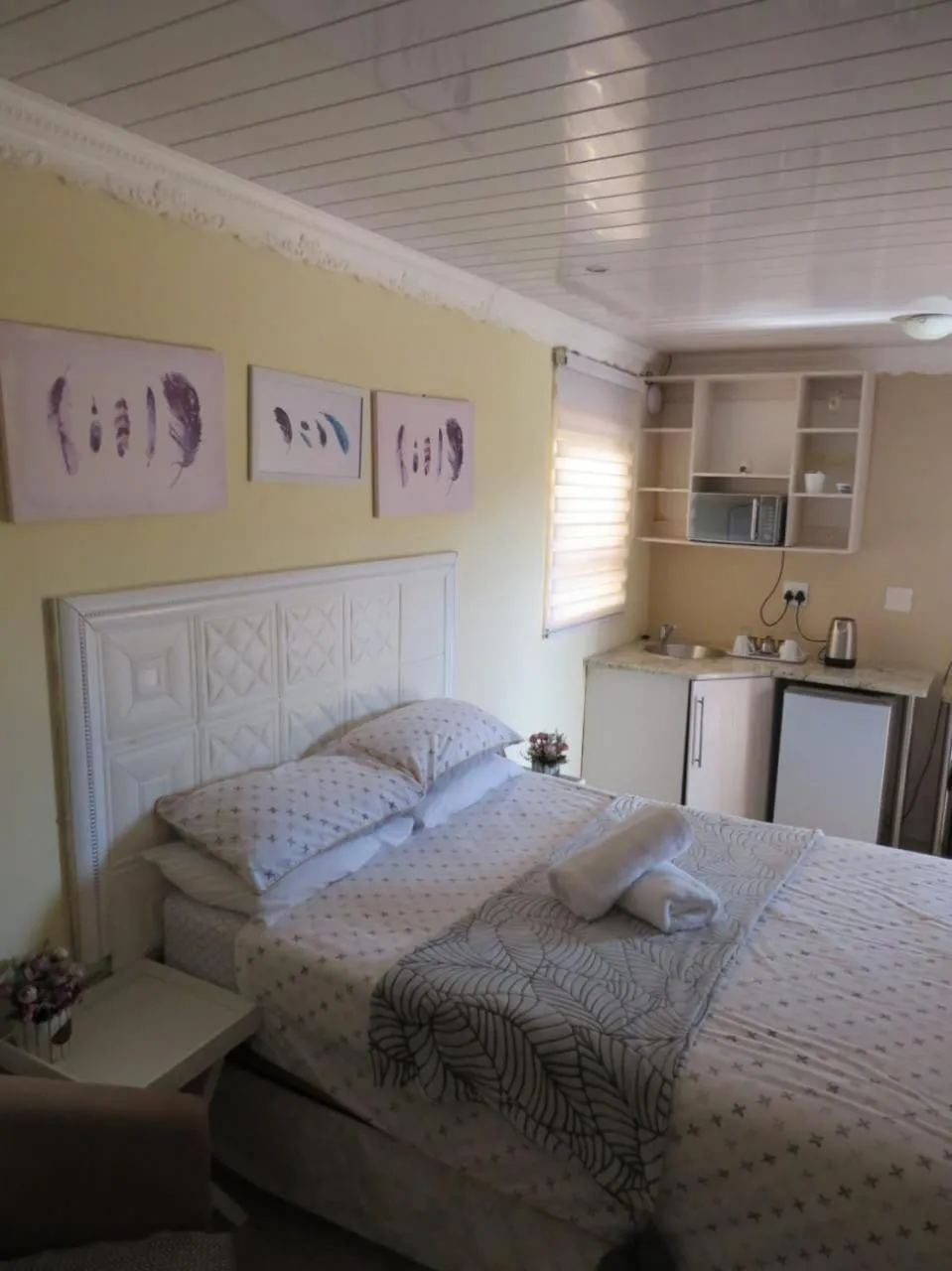 Photo of the whole room in Kgatholoha Guest House