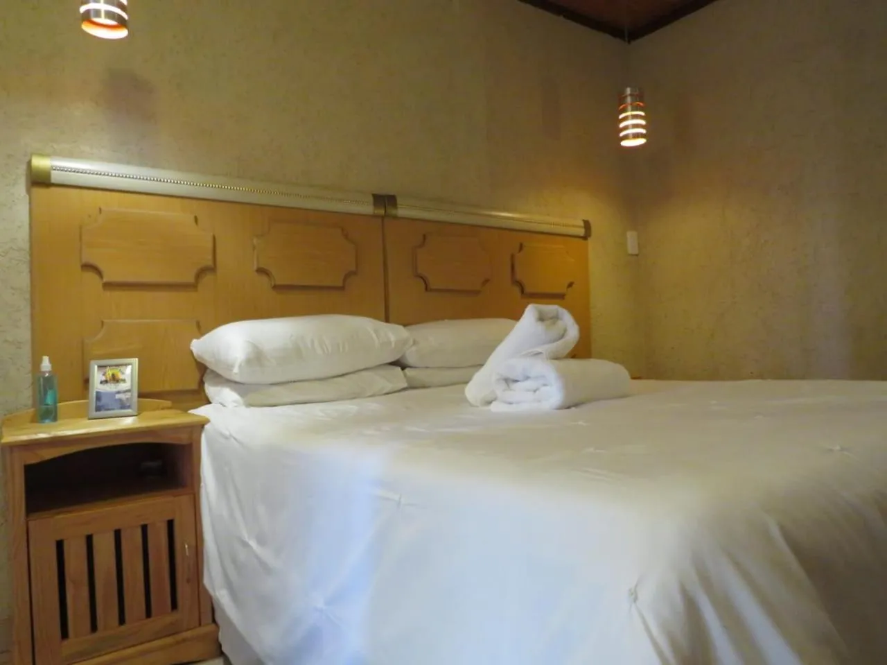 Bedroom in Kgatholoha Guest House