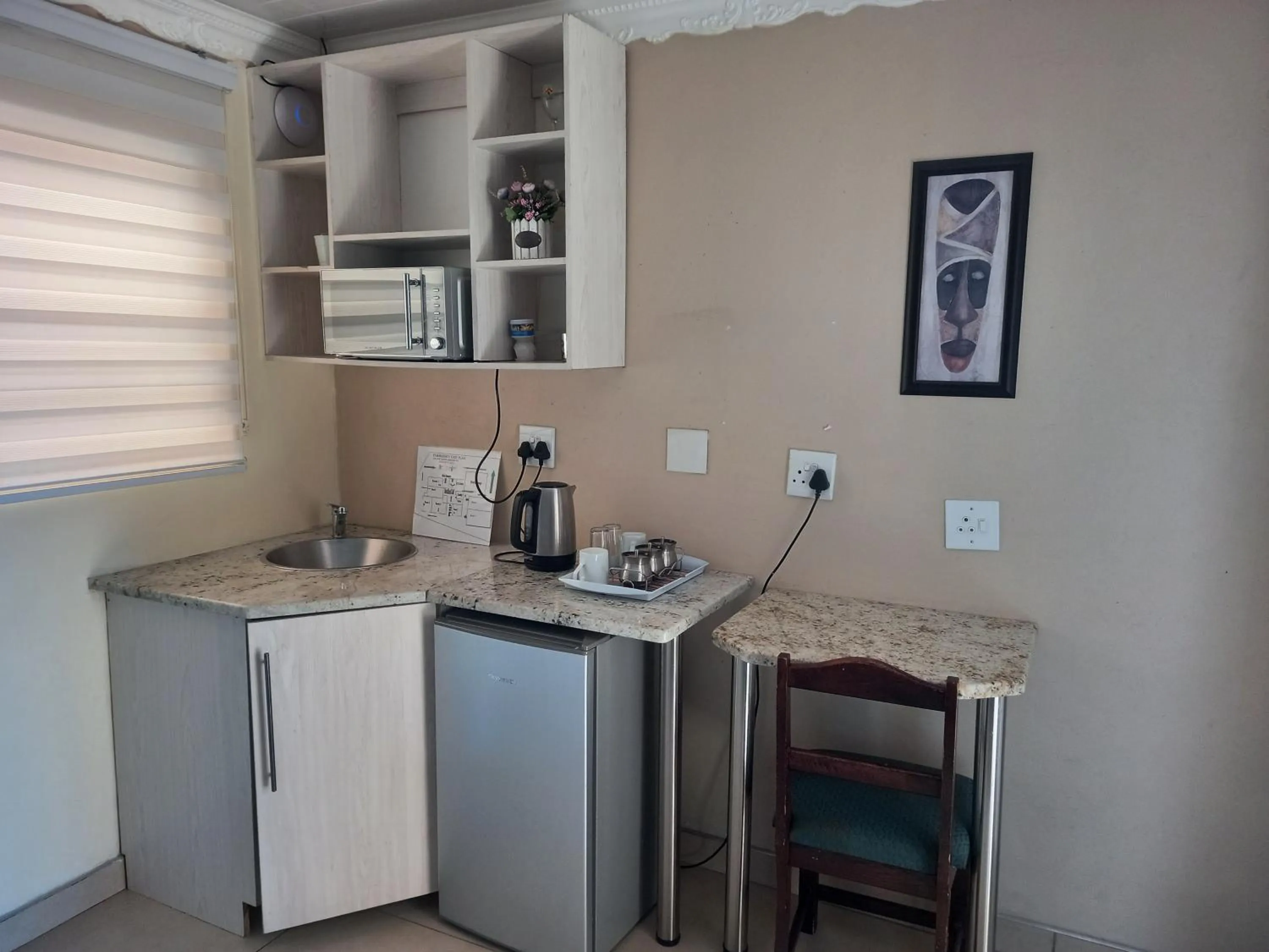 Coffee/tea facilities in Kgatholoha Guest House