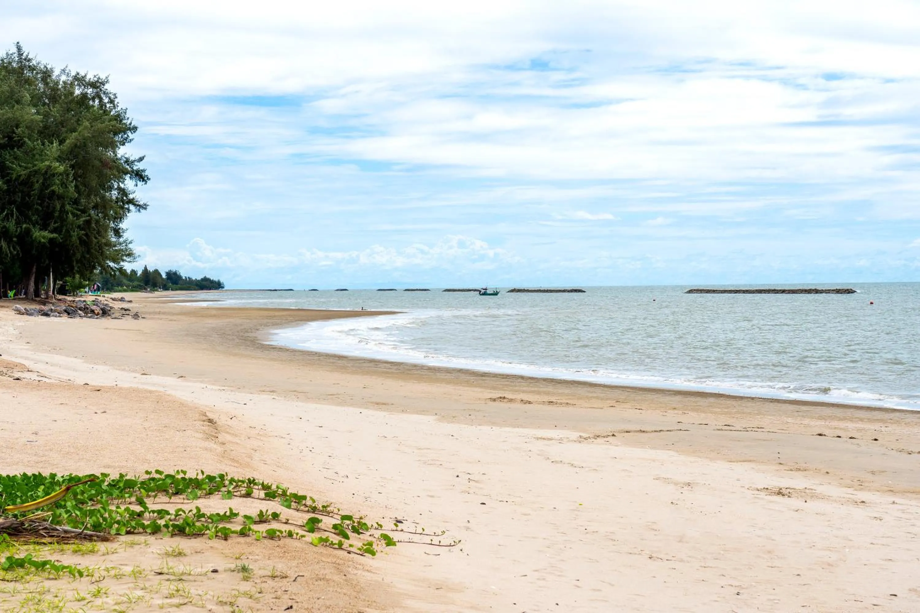 Beach in HATCHAO HERITAGE BEACH FRONT RESORT