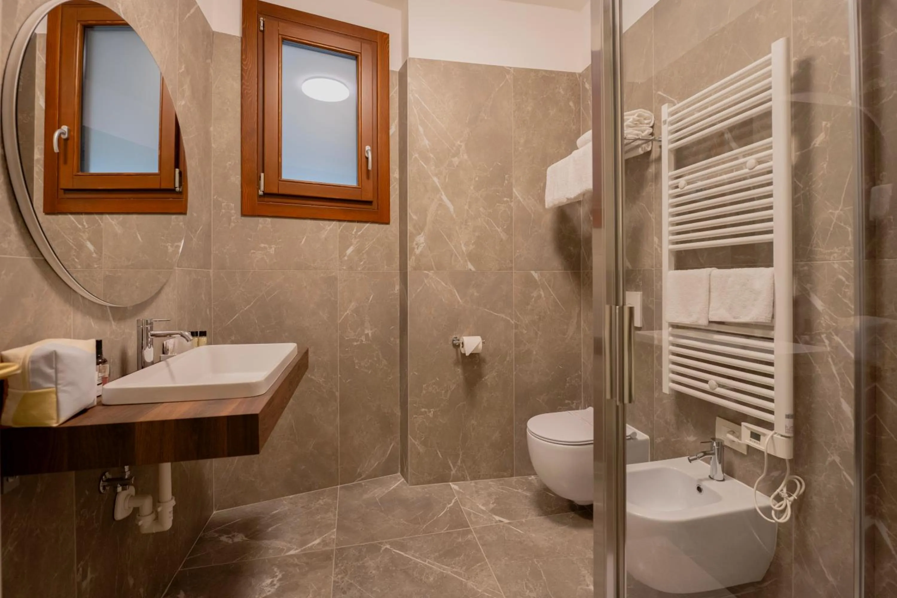 Bathroom in Hotel Carlton