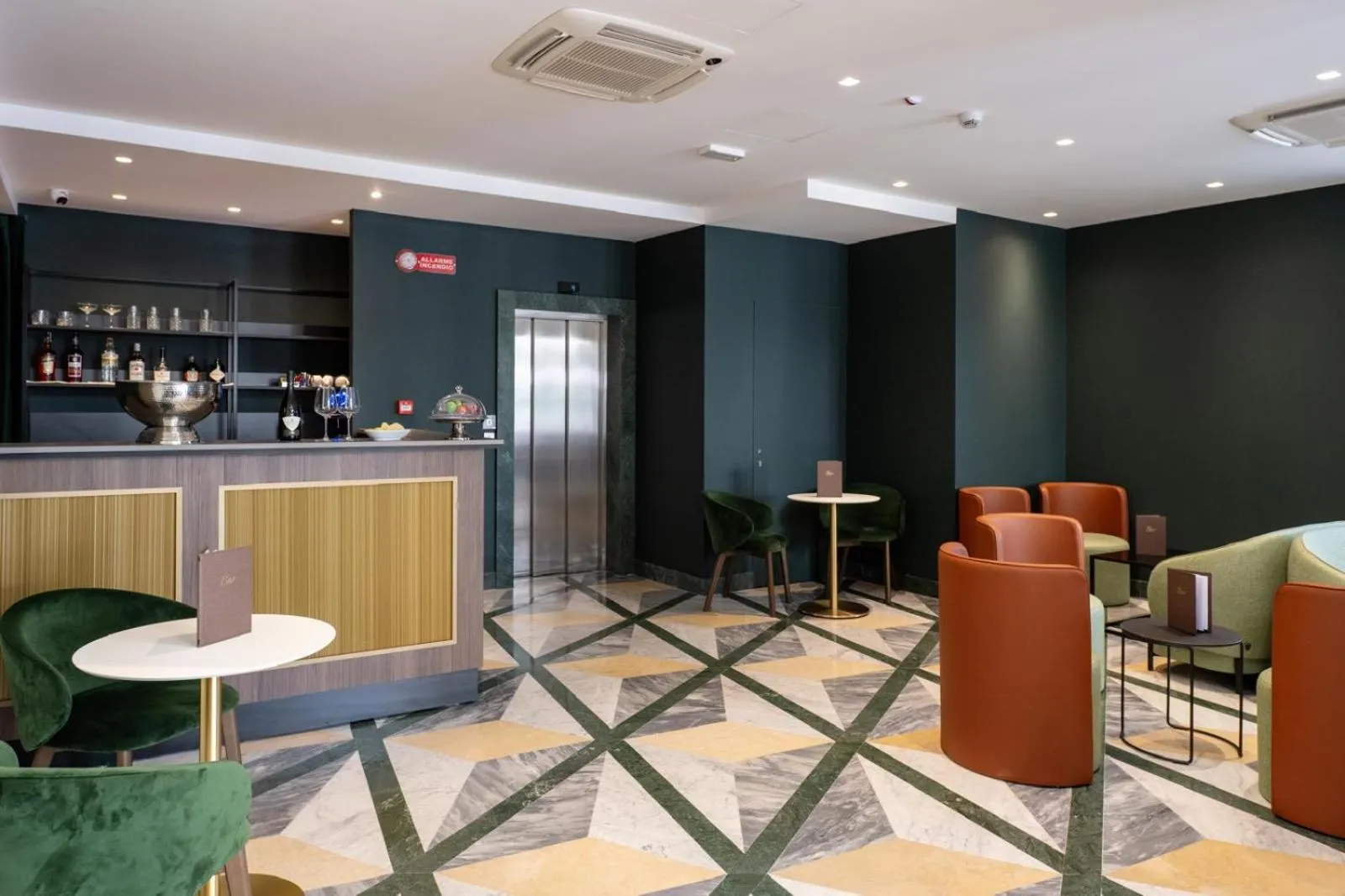 Lounge or bar in Hotel Carlton