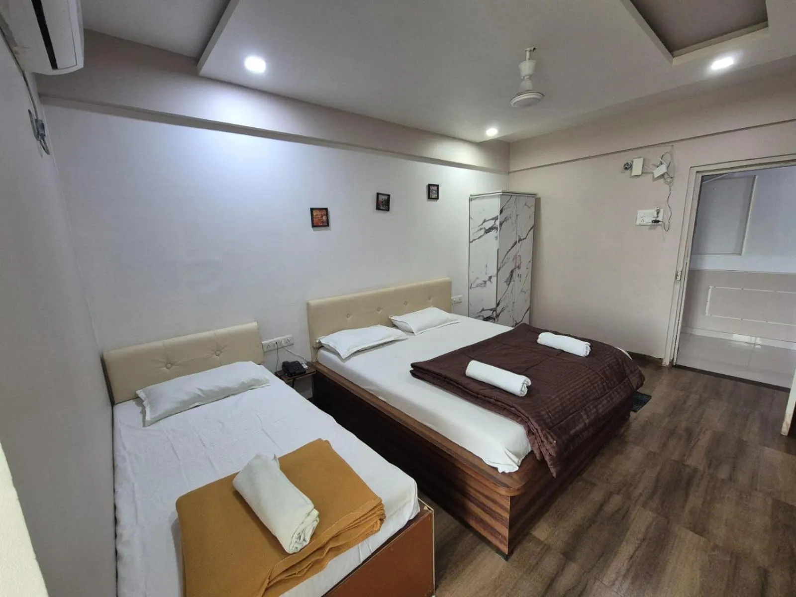 Living room, Bed in White House Beach Resort, Nagaon