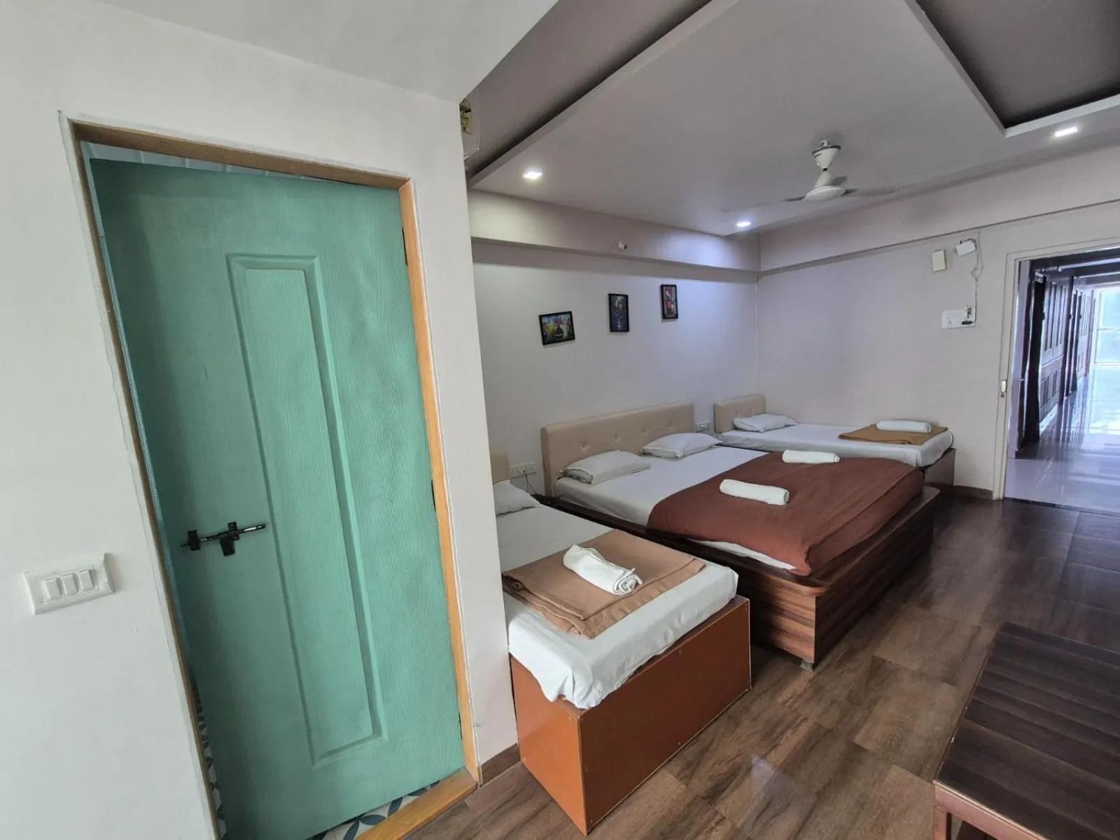 Living room, Bed in White House Beach Resort, Nagaon