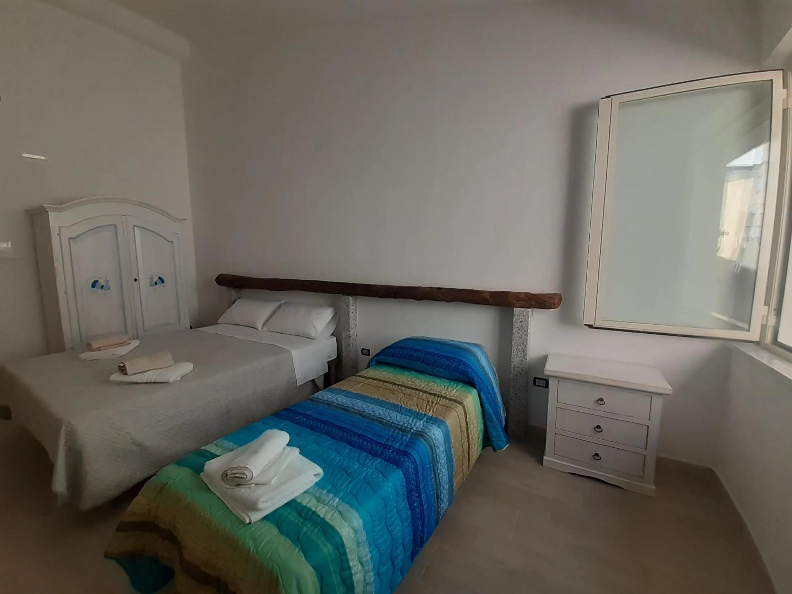 Bed in bed and breakfast Murales Orgosolo