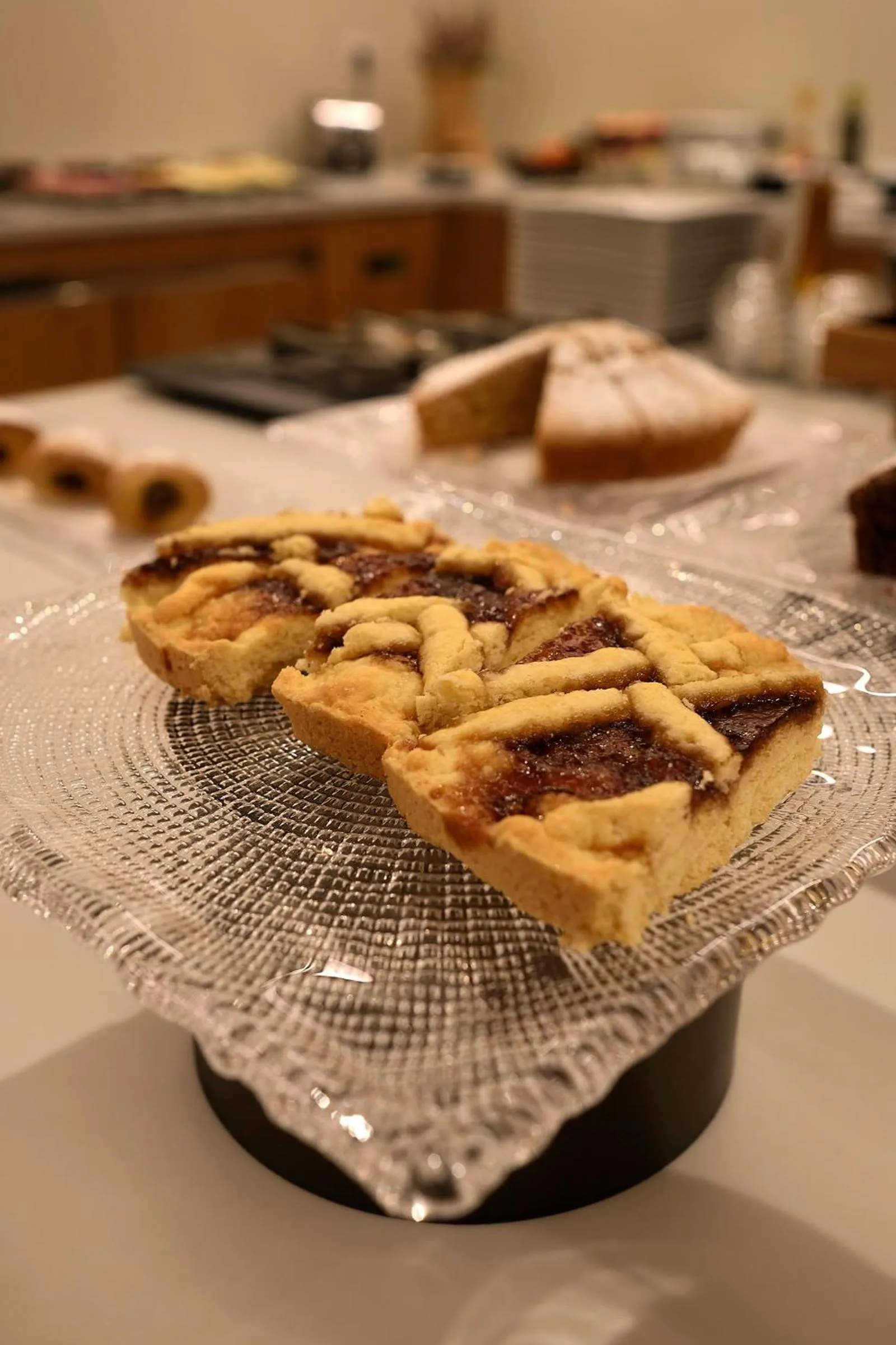 Breakfast in Hotel Touring