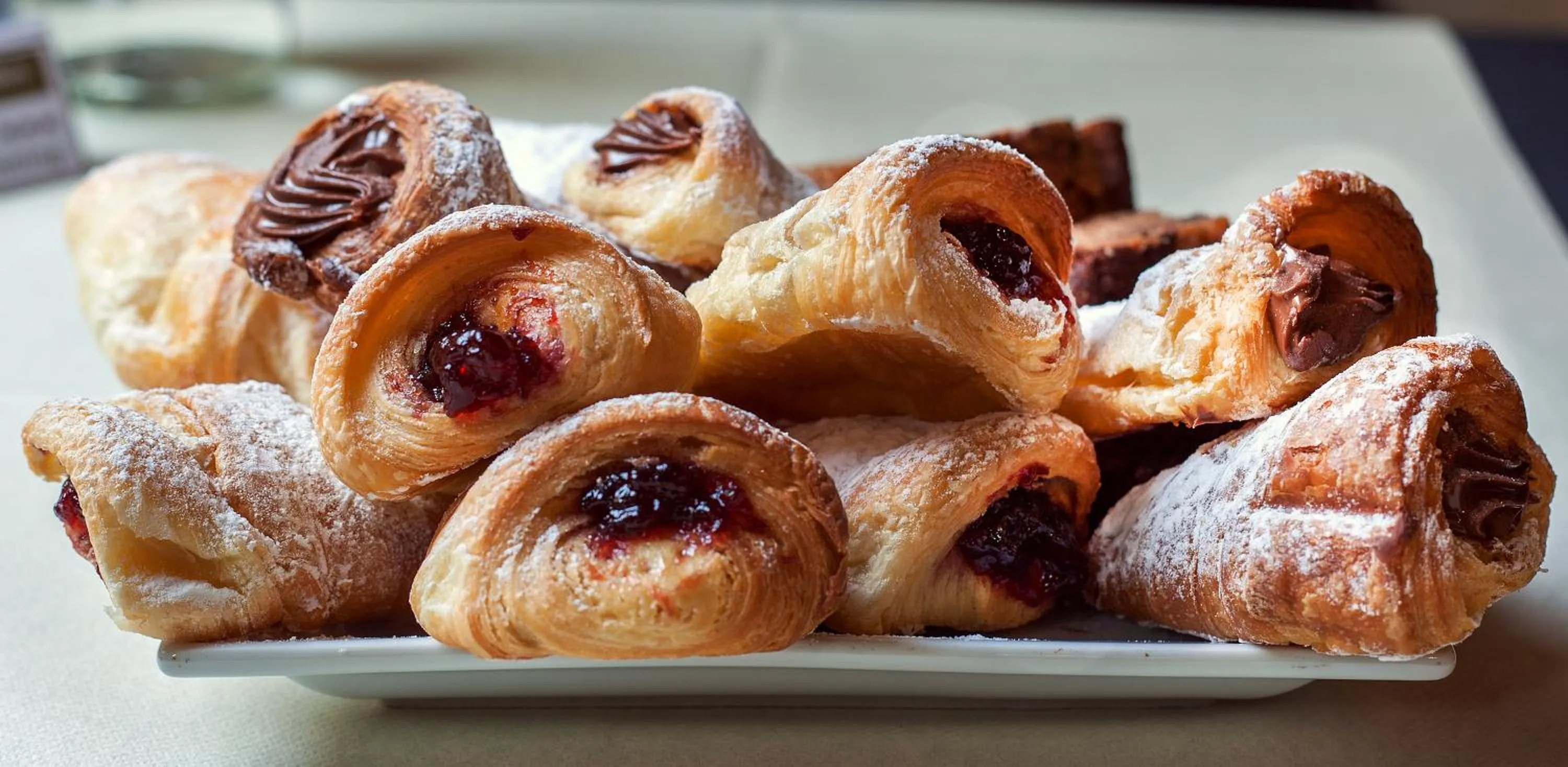 Breakfast in Hotel Touring