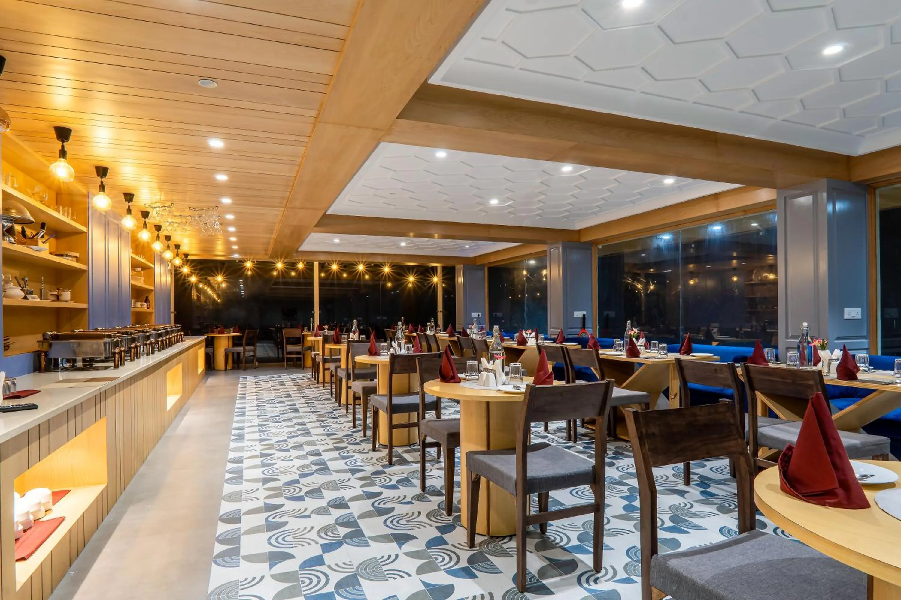 Xyst Notting hill the Mall, Mussoorie