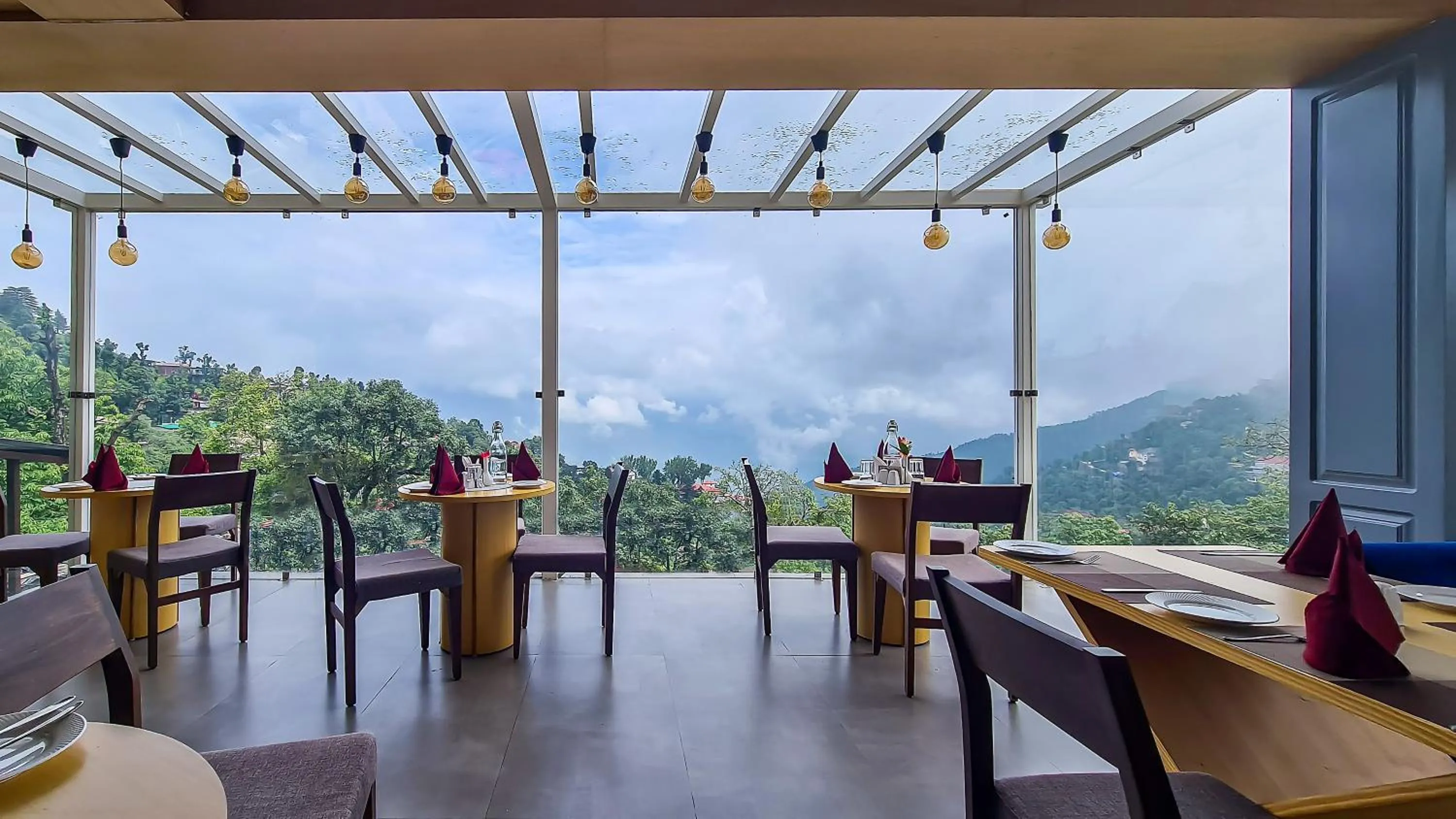 Xyst Notting hill the Mall, Mussoorie